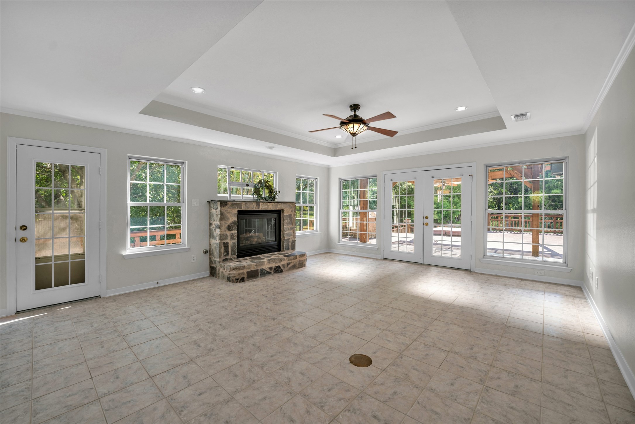 1865 Shady Lane