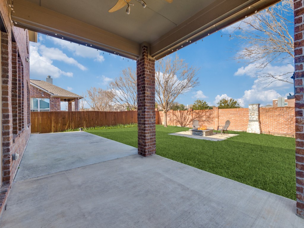 12020 Tobosa Circle
