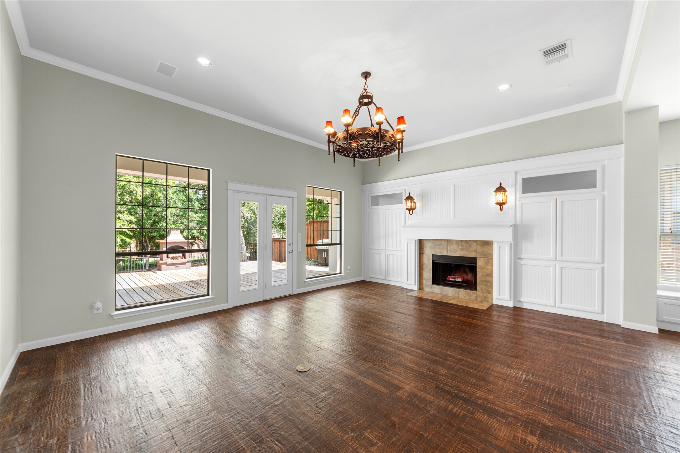 704 Mayberry Drive