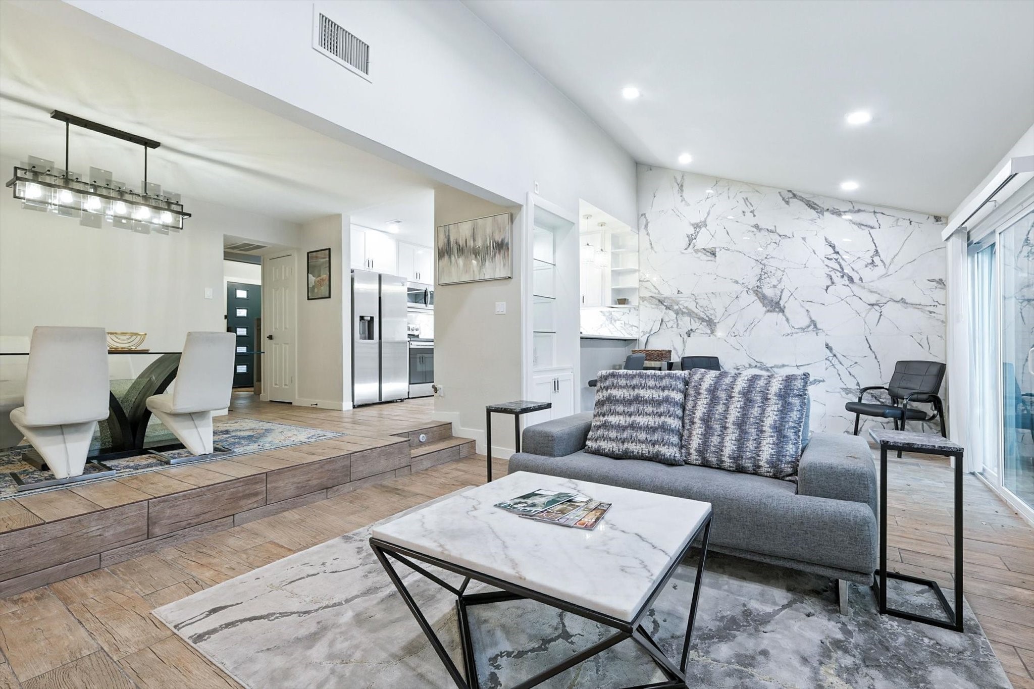 2710 Meadowstone Court