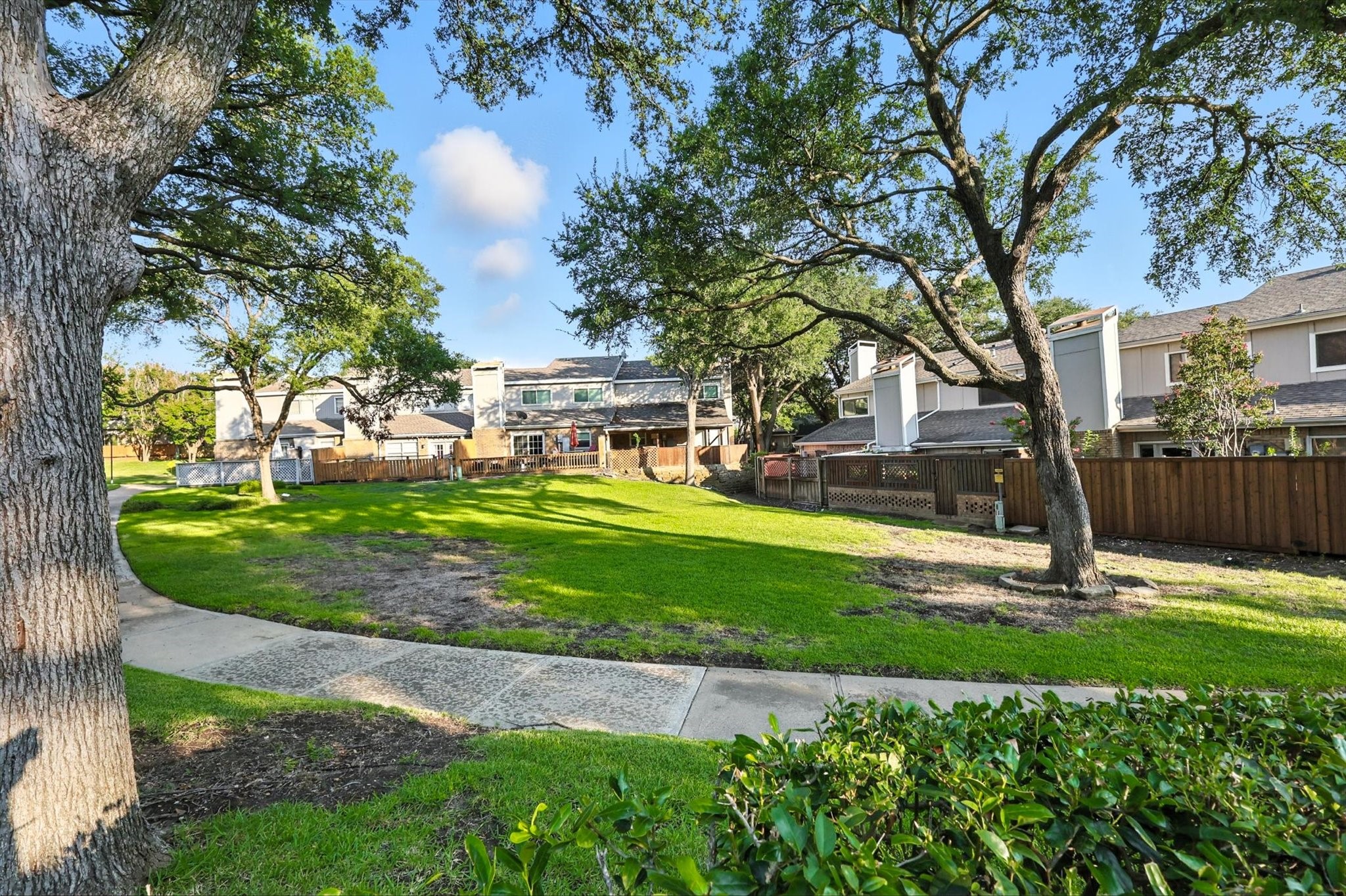 2710 Meadowstone Court