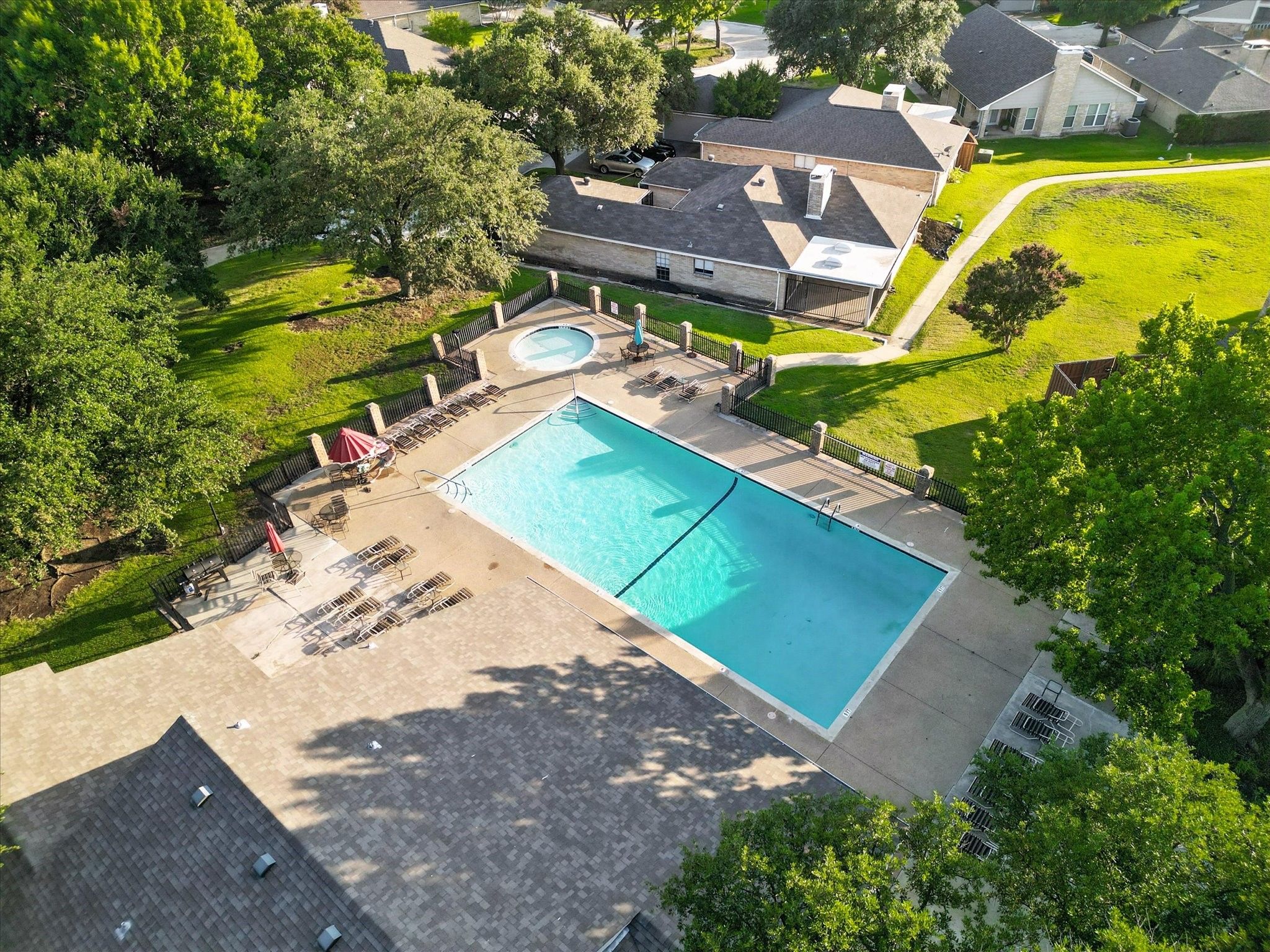 2710 Meadowstone Court