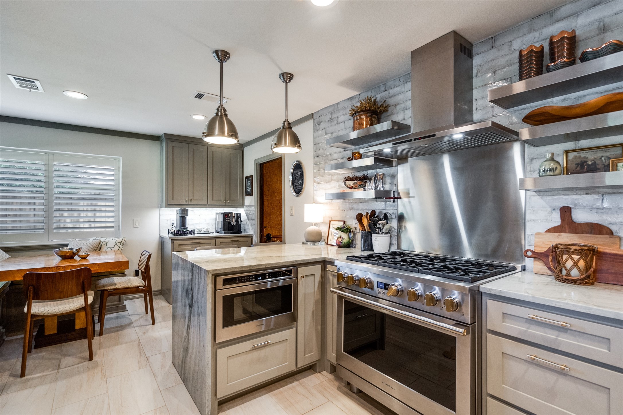 3608 Canoncita Lane