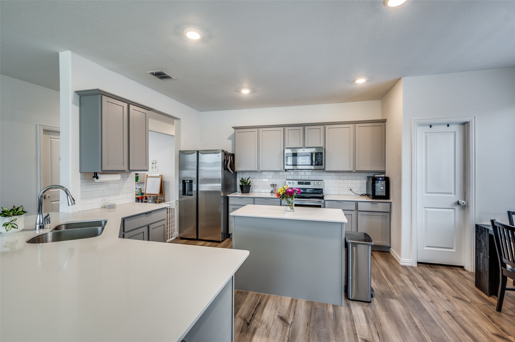 11425 Silver Queen Drive