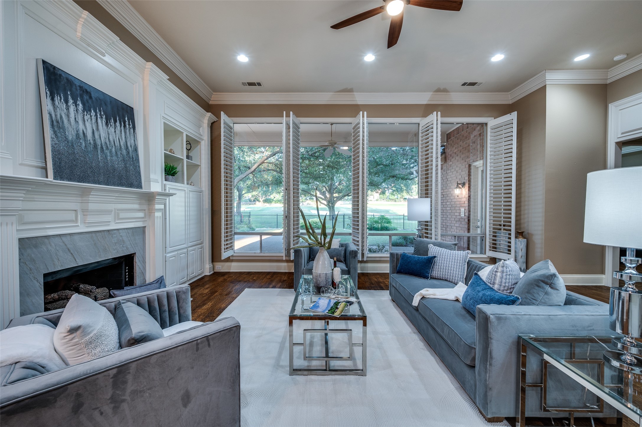 5596 Southern Hills Drive