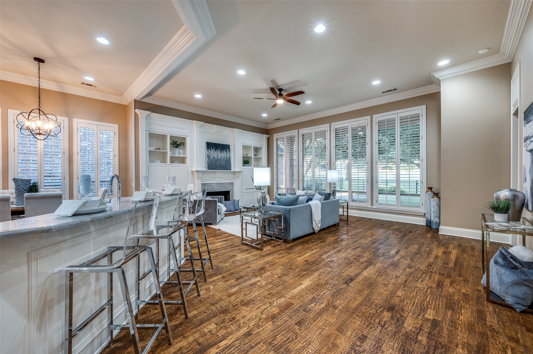 5596 Southern Hills Drive