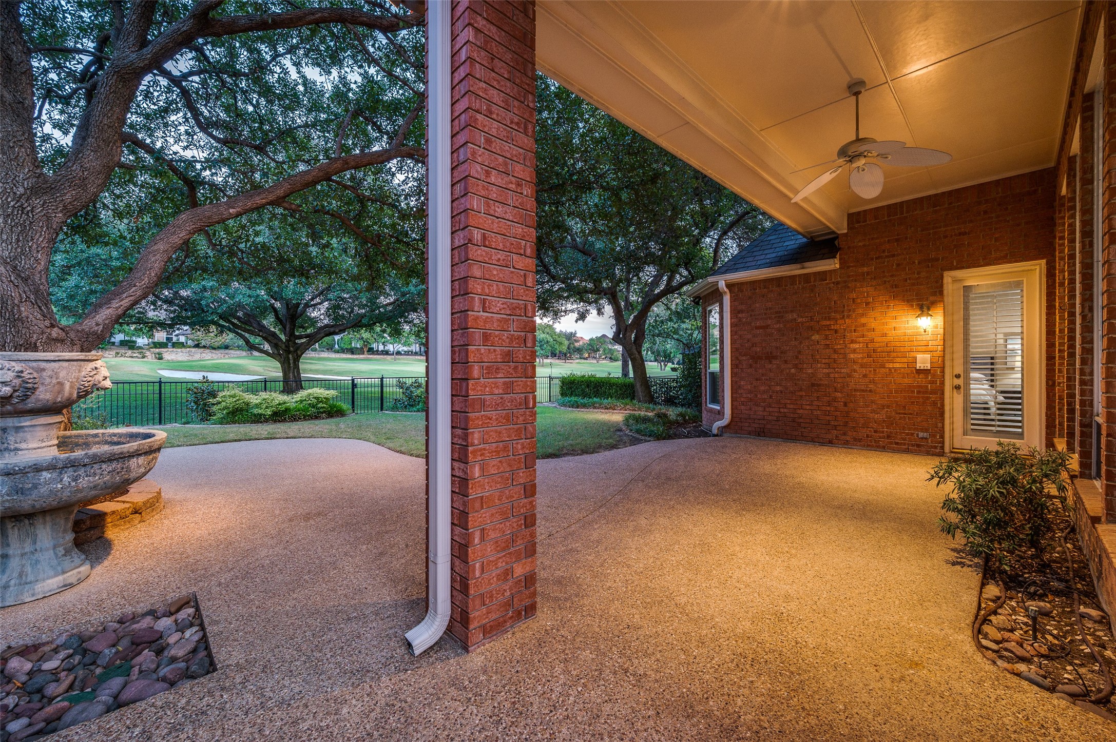 5596 Southern Hills Drive