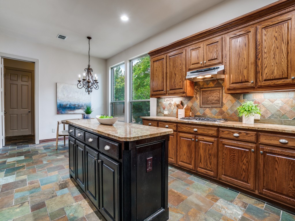 1908 Bordeaux Court