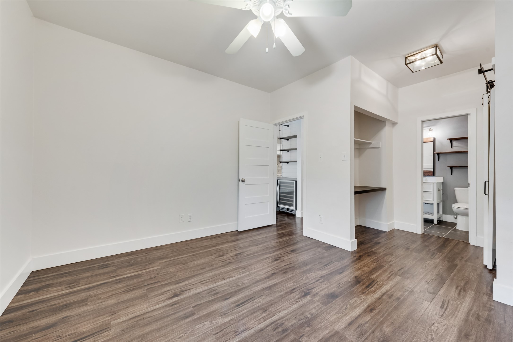 5740 Martel Avenue A05