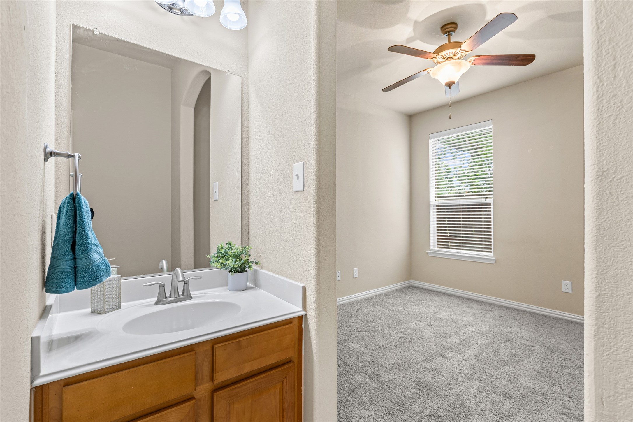 5709 Sapphire Pool Trail