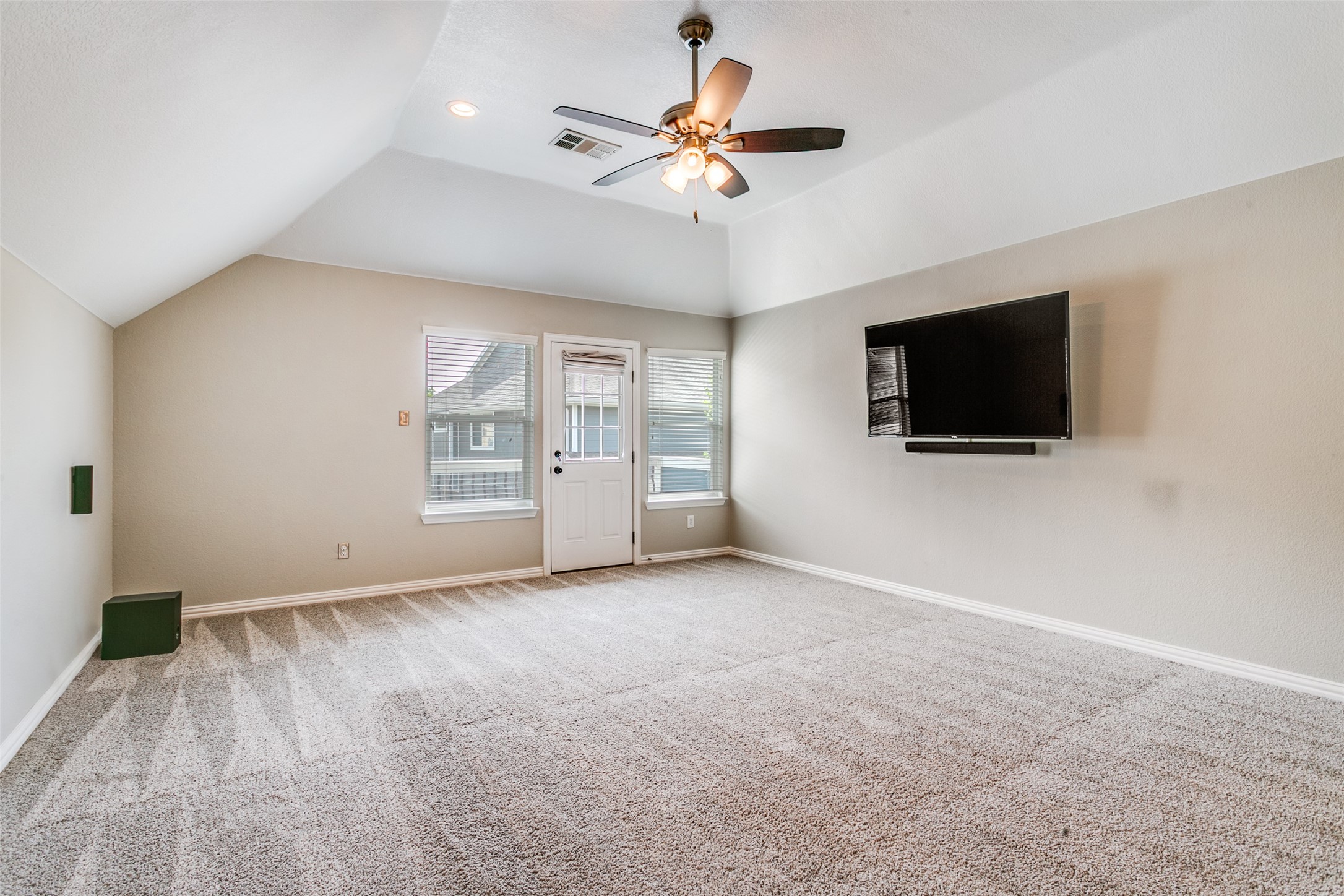 2204 Grizzly Run Lane