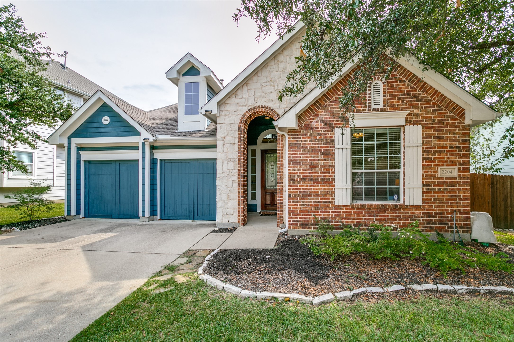 2204 Grizzly Run Lane