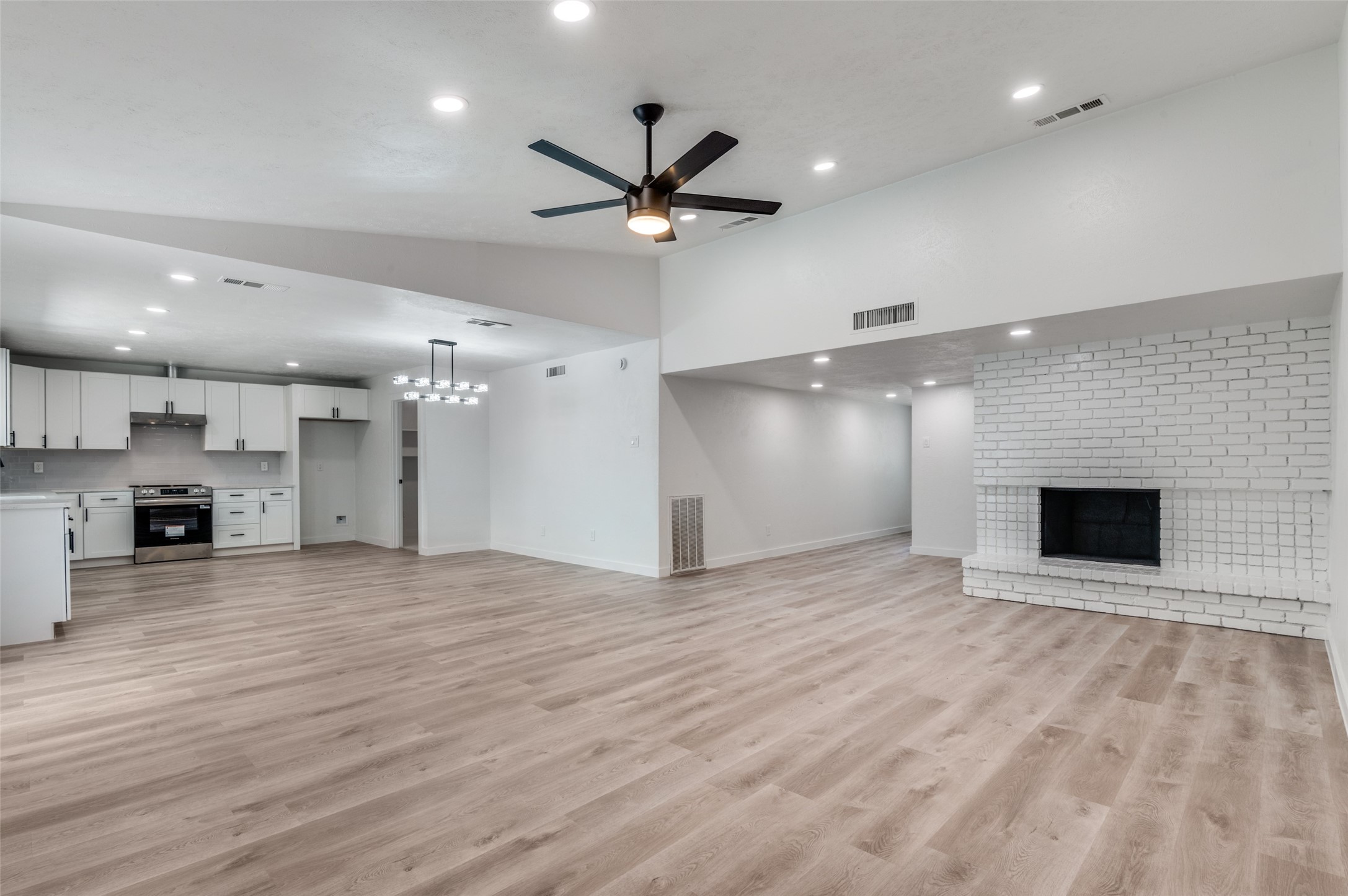 2837 Santa Rita Drive