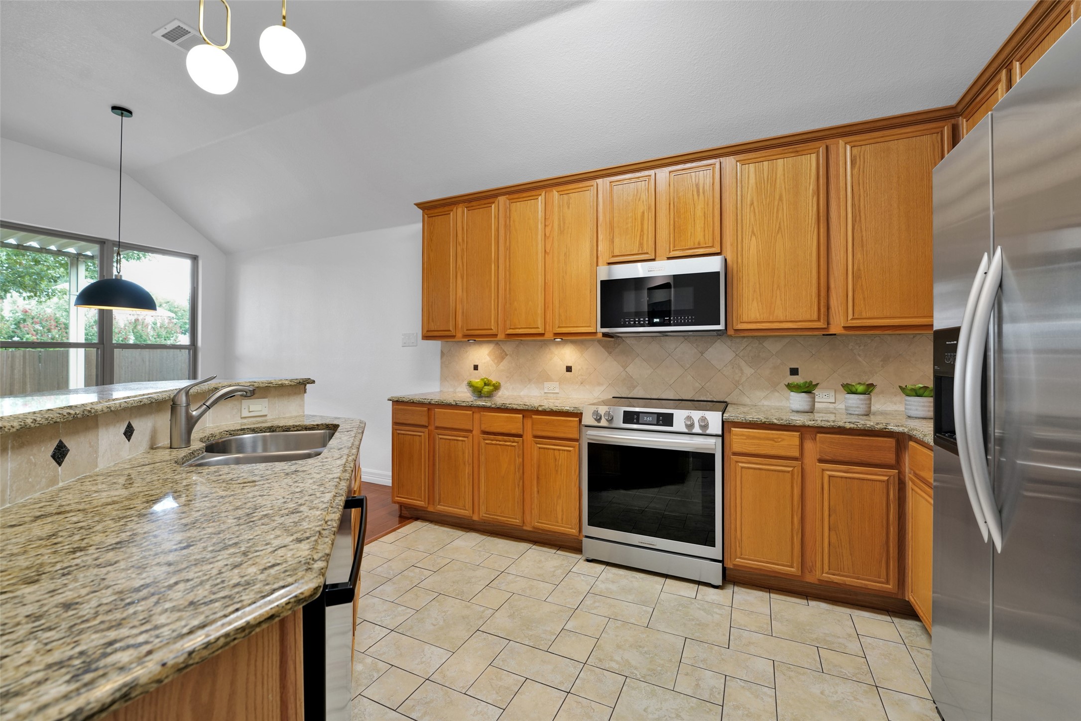 3105 Hemlock Lane