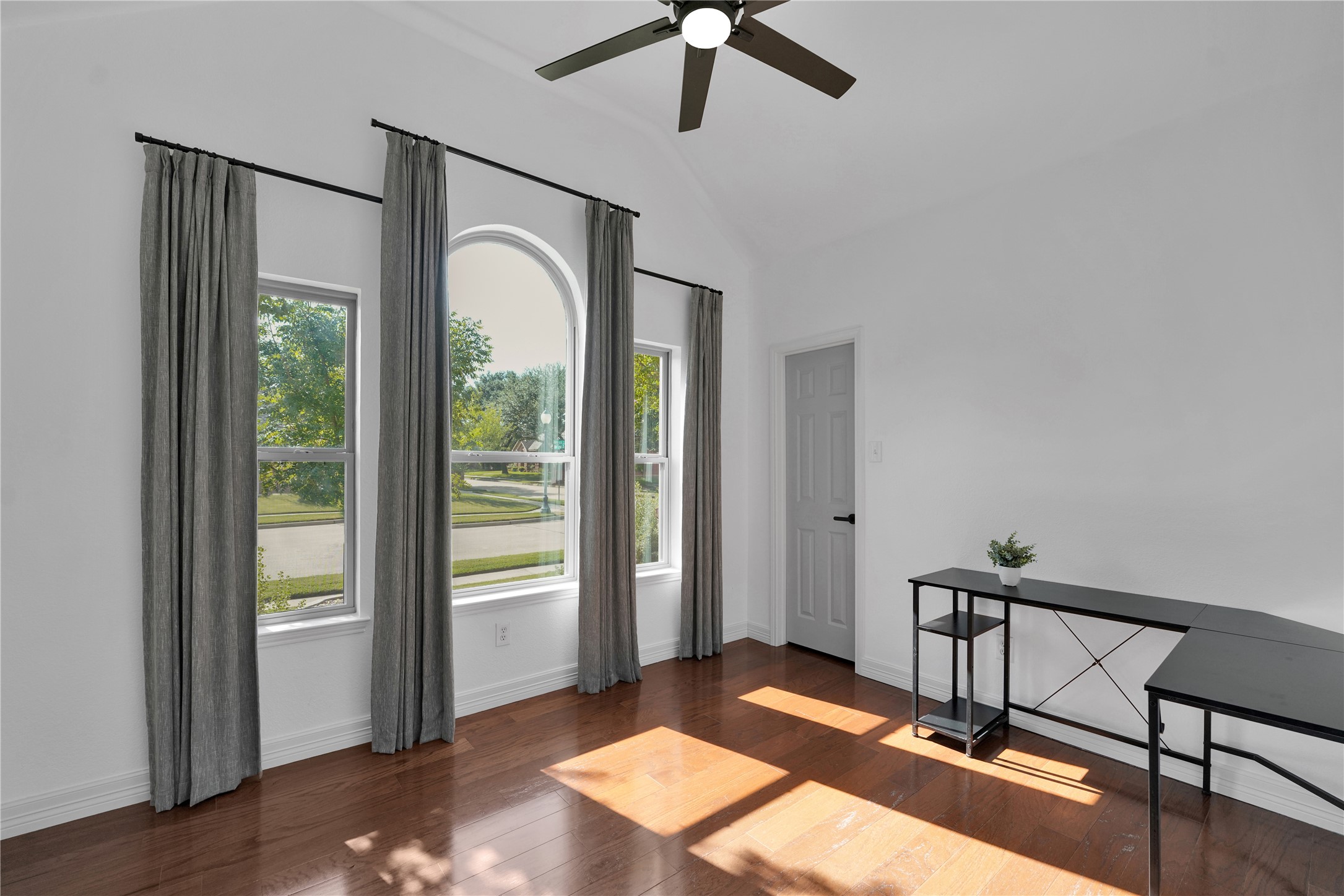 3105 Hemlock Lane
