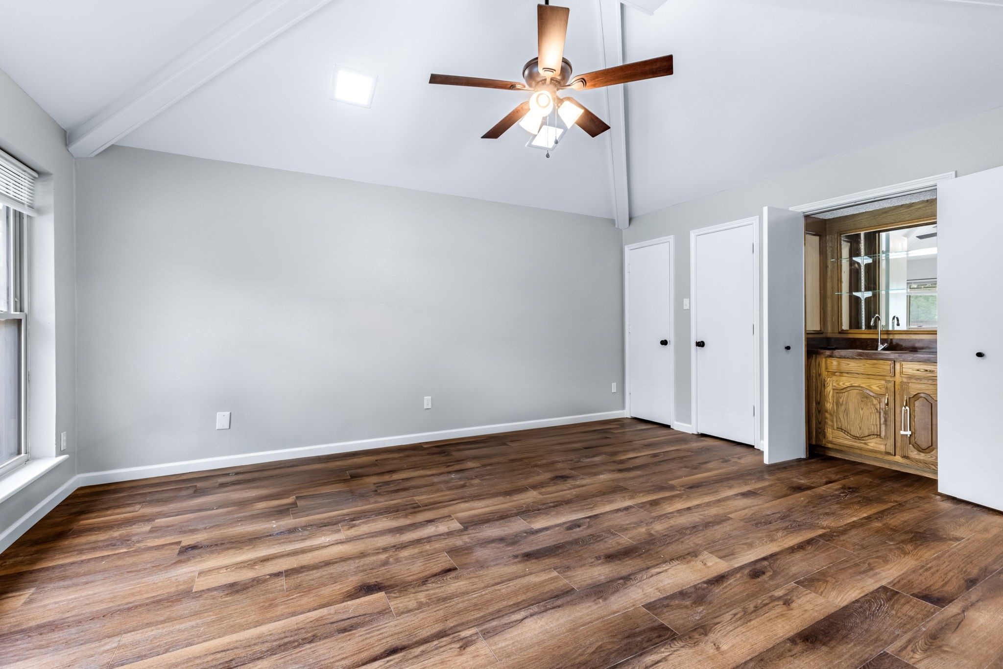 3537 Teakwood Lane