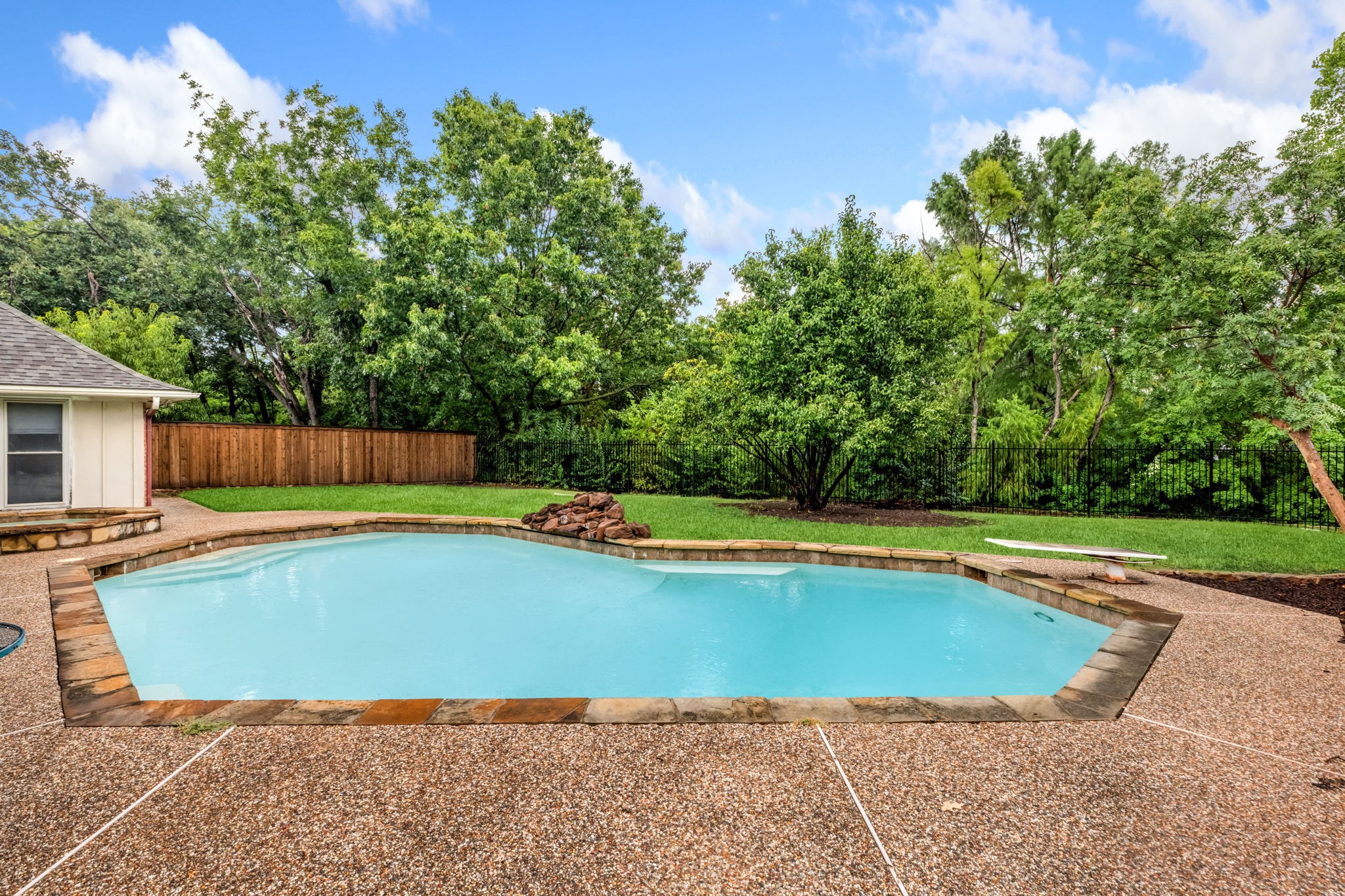 3537 Teakwood Lane