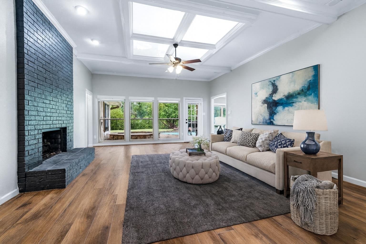 3537 Teakwood Lane