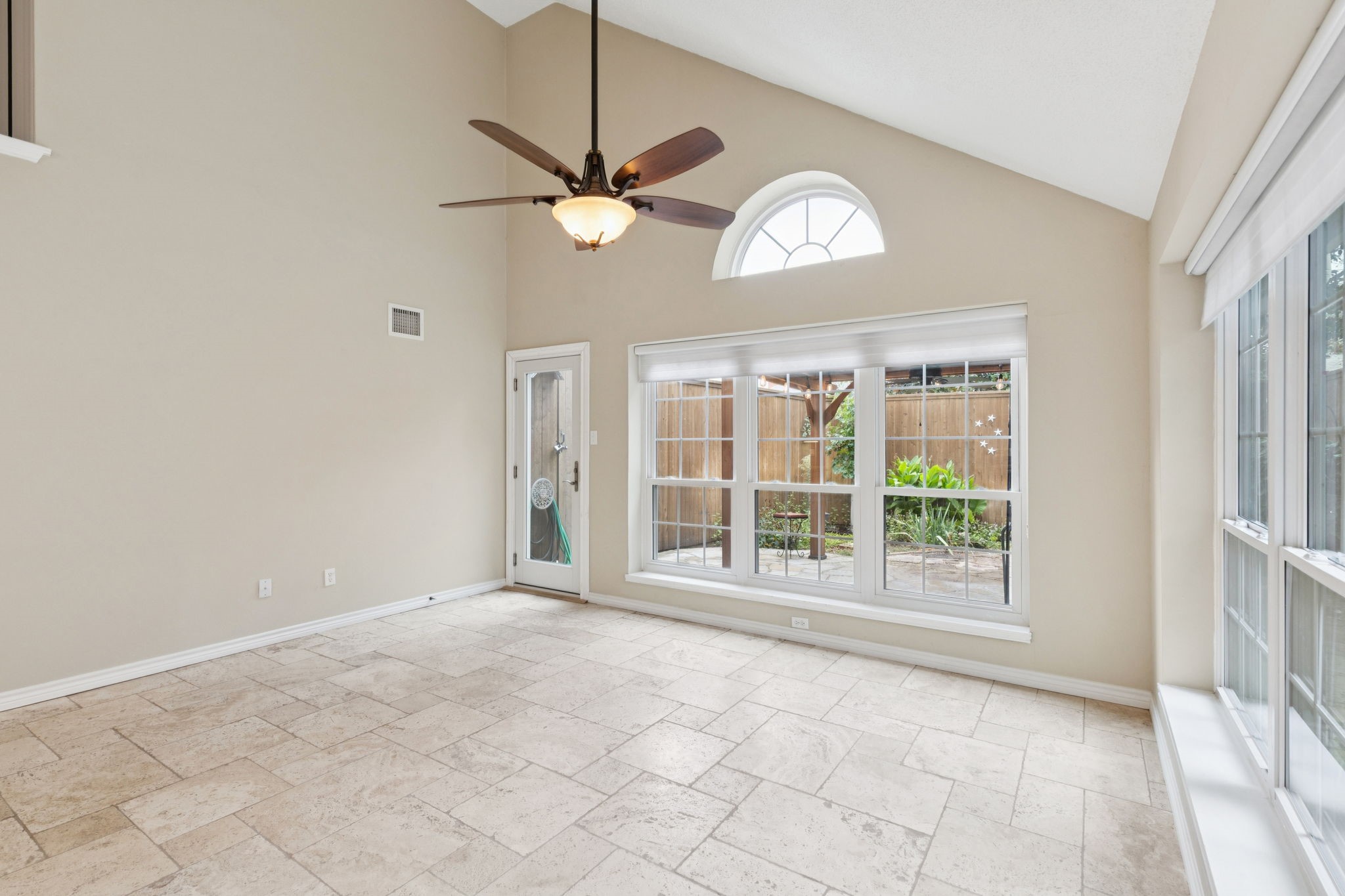 4215 Bendwood Lane