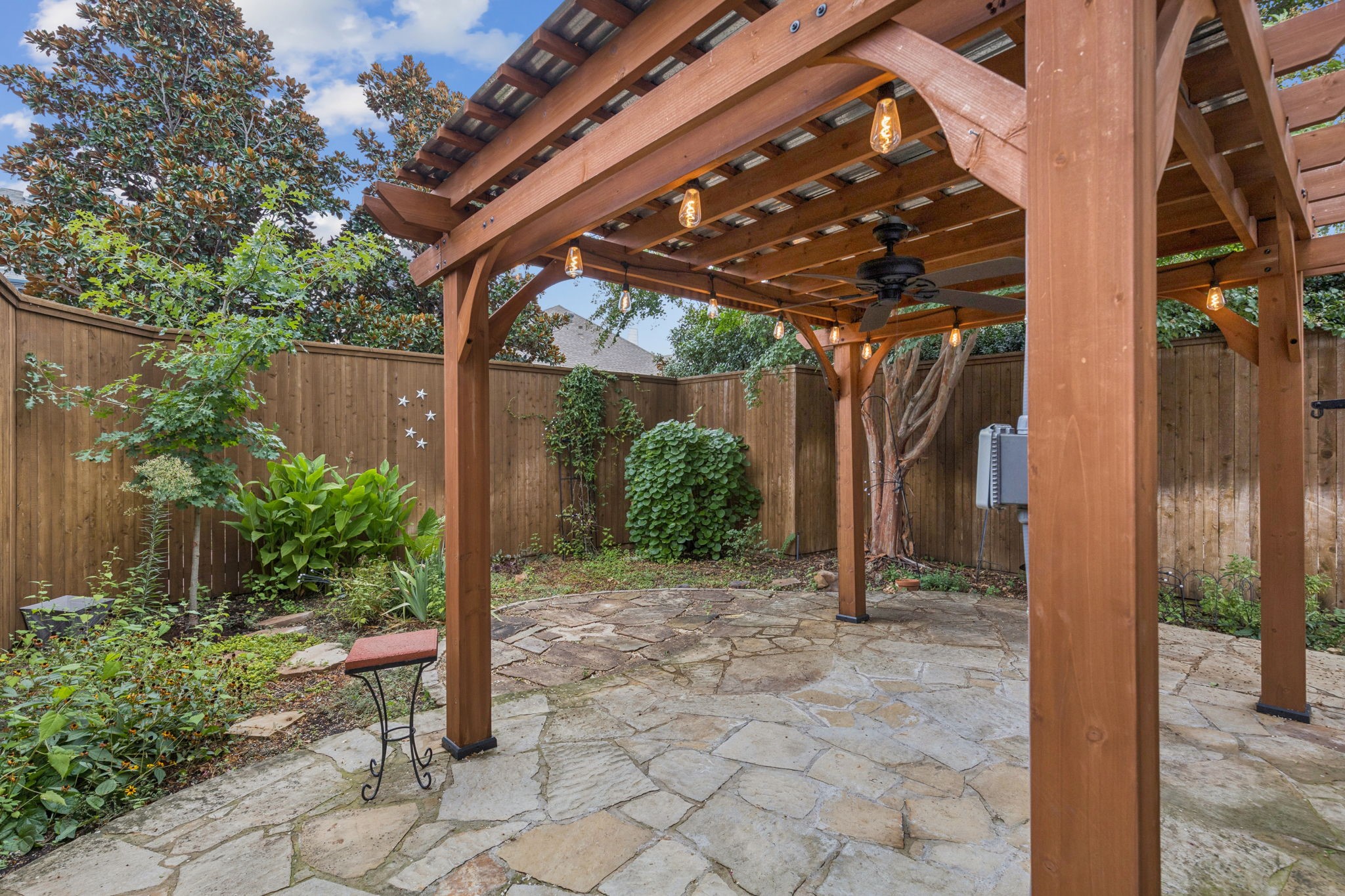 4215 Bendwood Lane