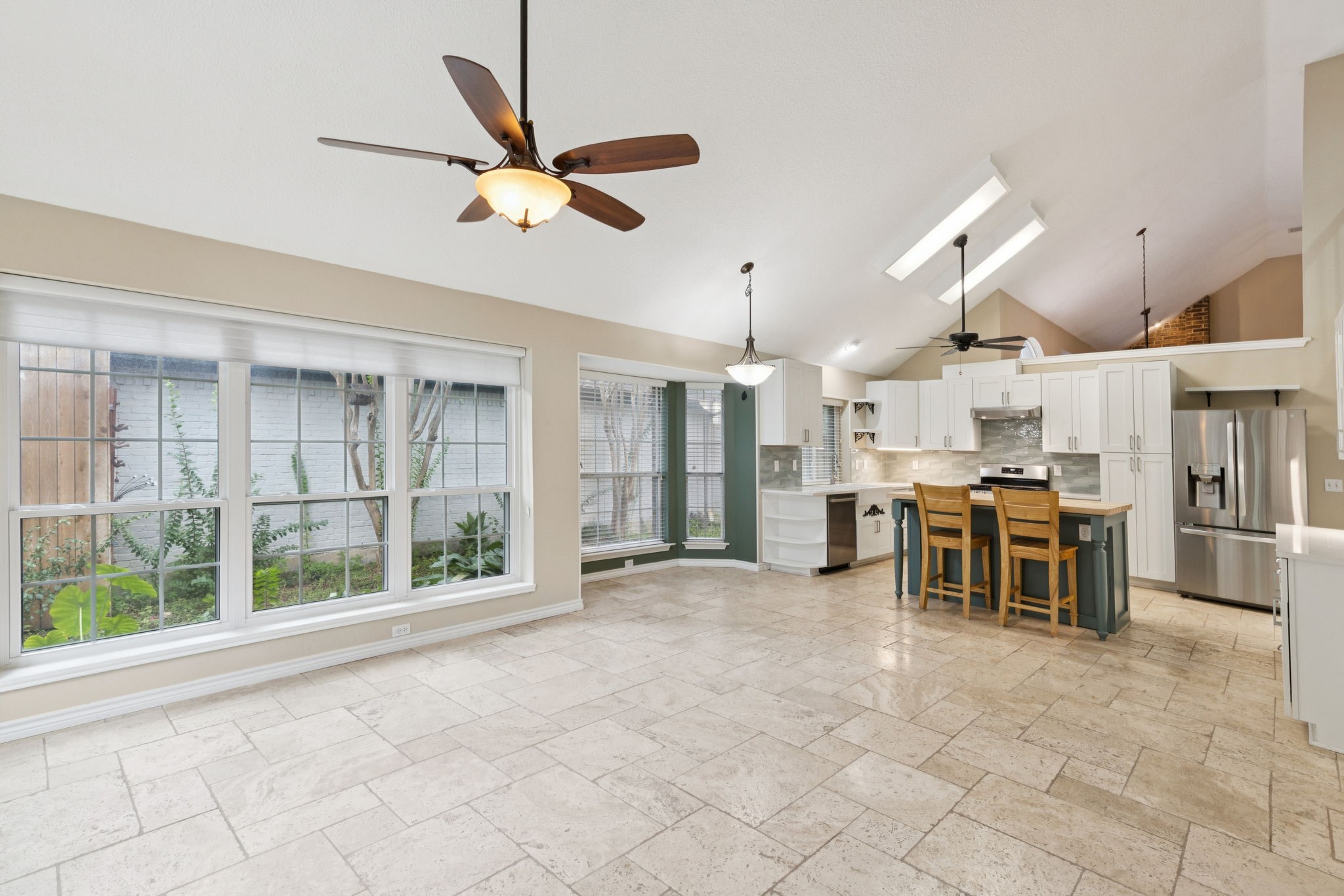 4215 Bendwood Lane