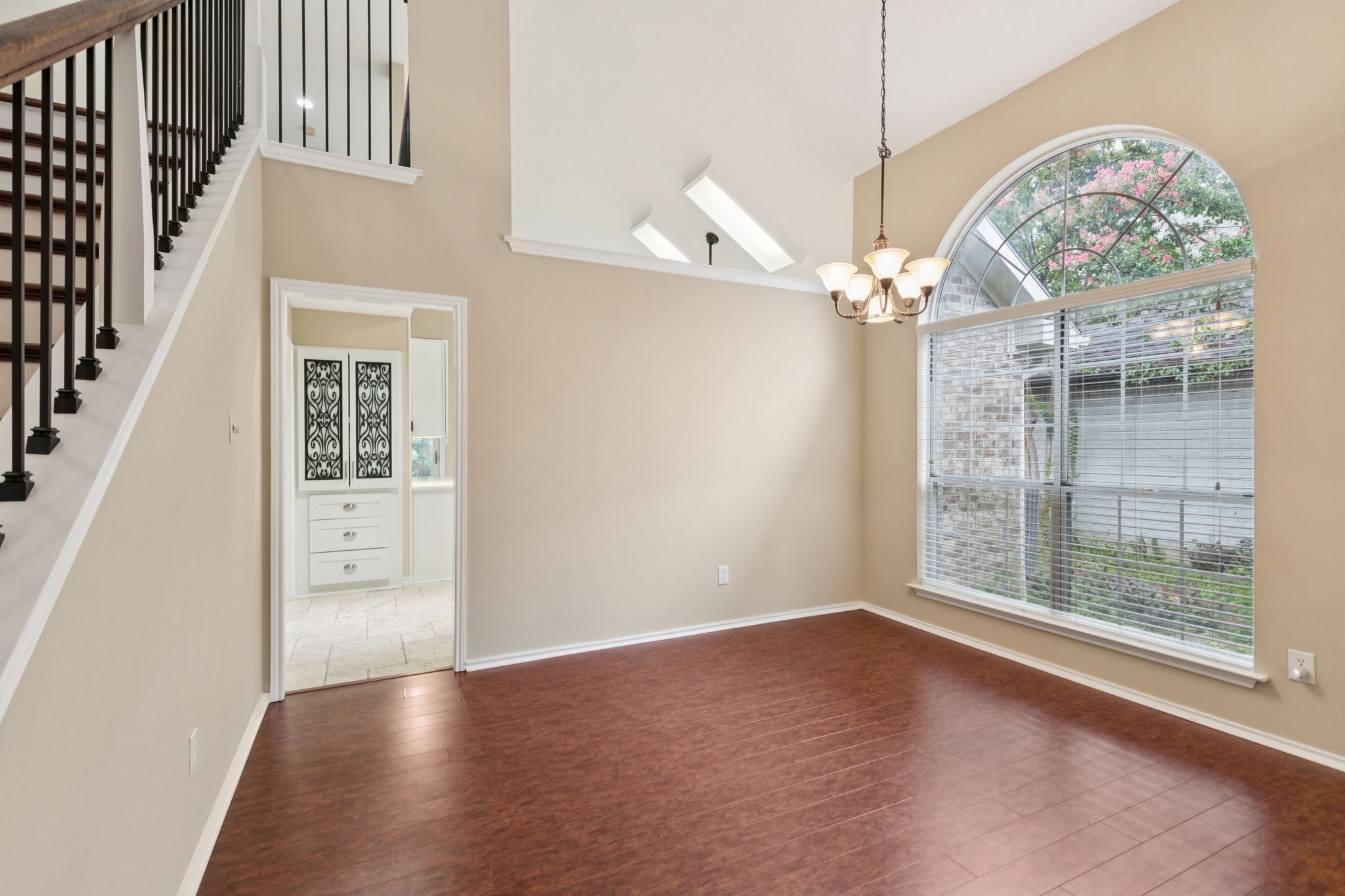 4215 Bendwood Lane