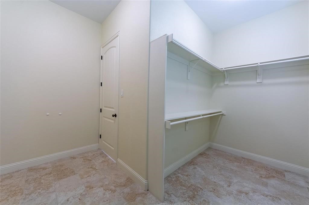 2913 Annoor Drive