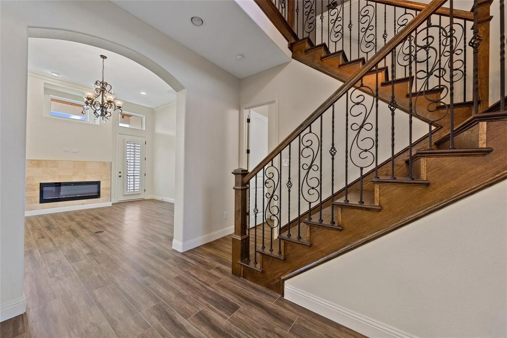 2913 Annoor Drive