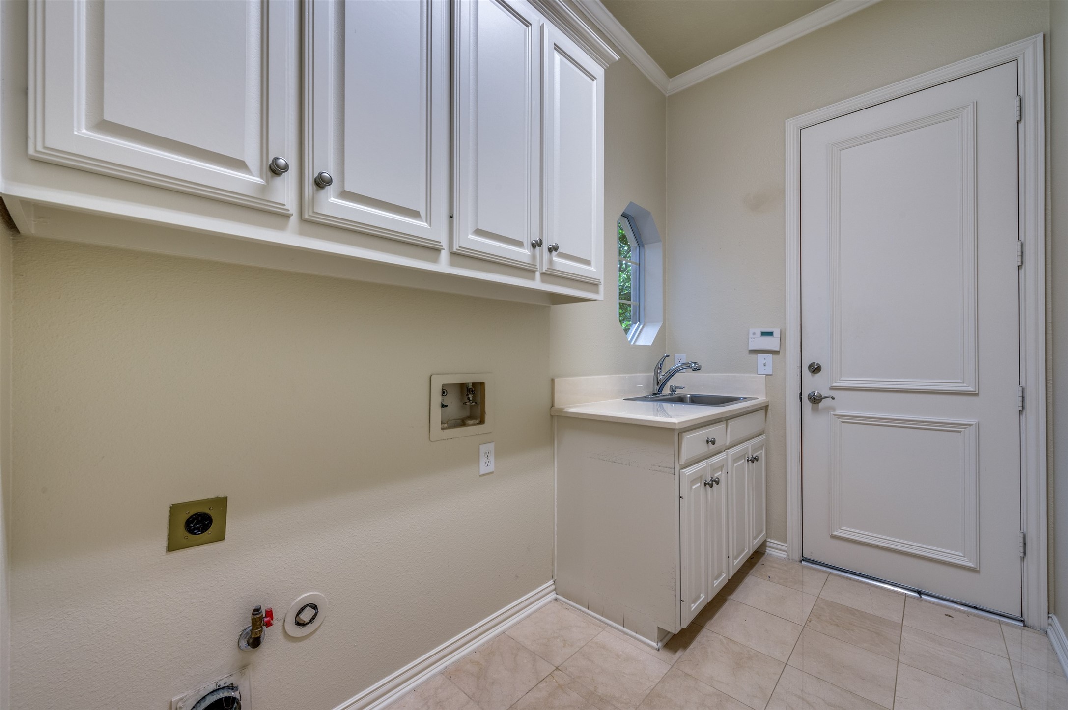 6 Fairway Drive