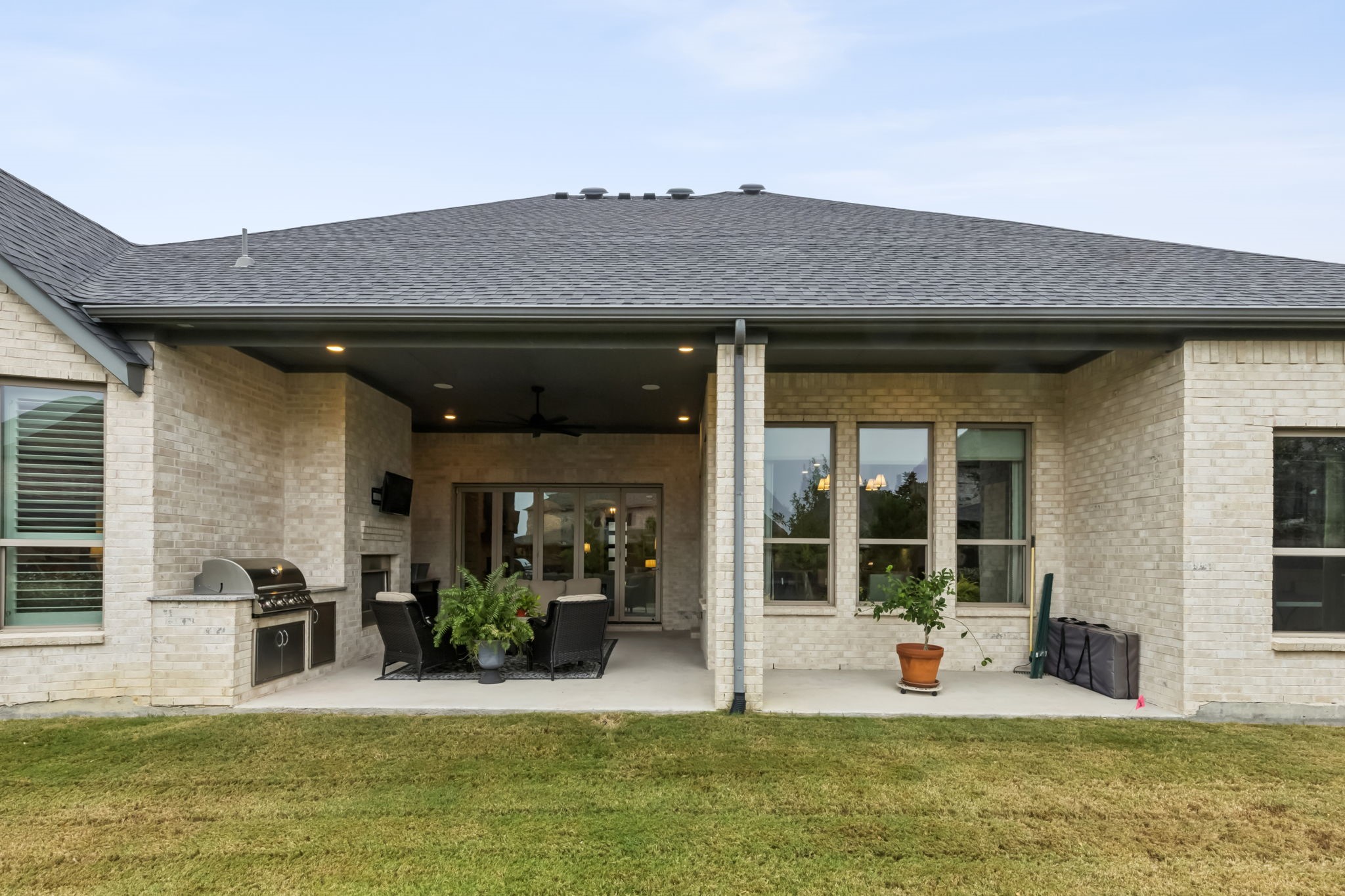 2607 Maverick Way