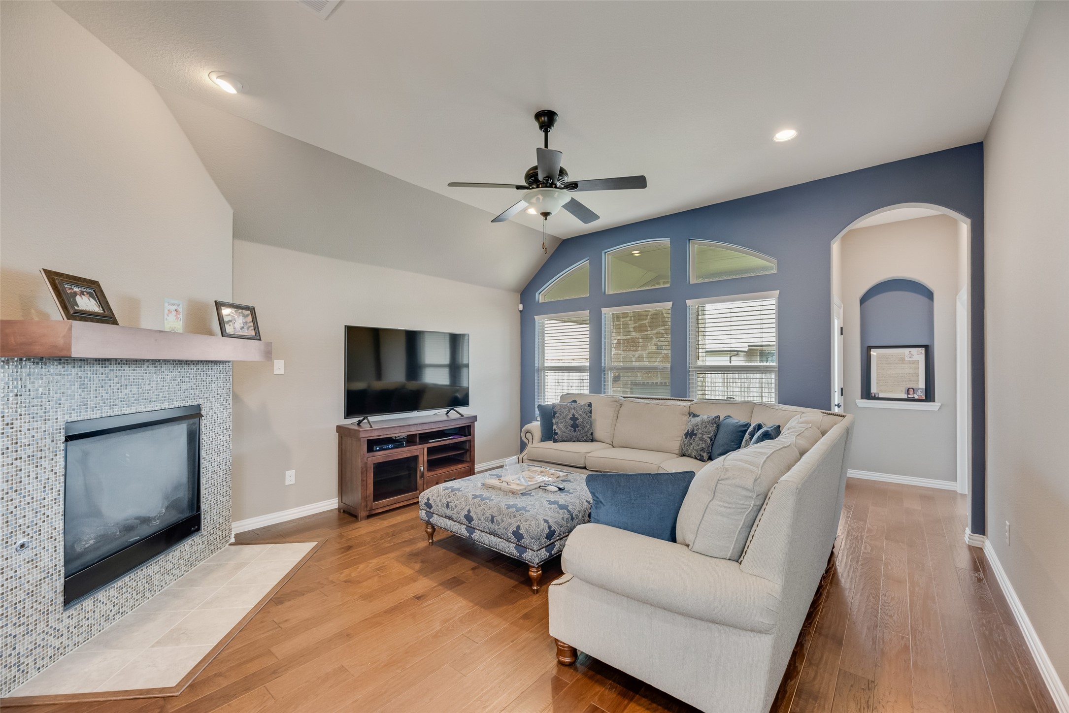 1637 Yellowthroat Drive