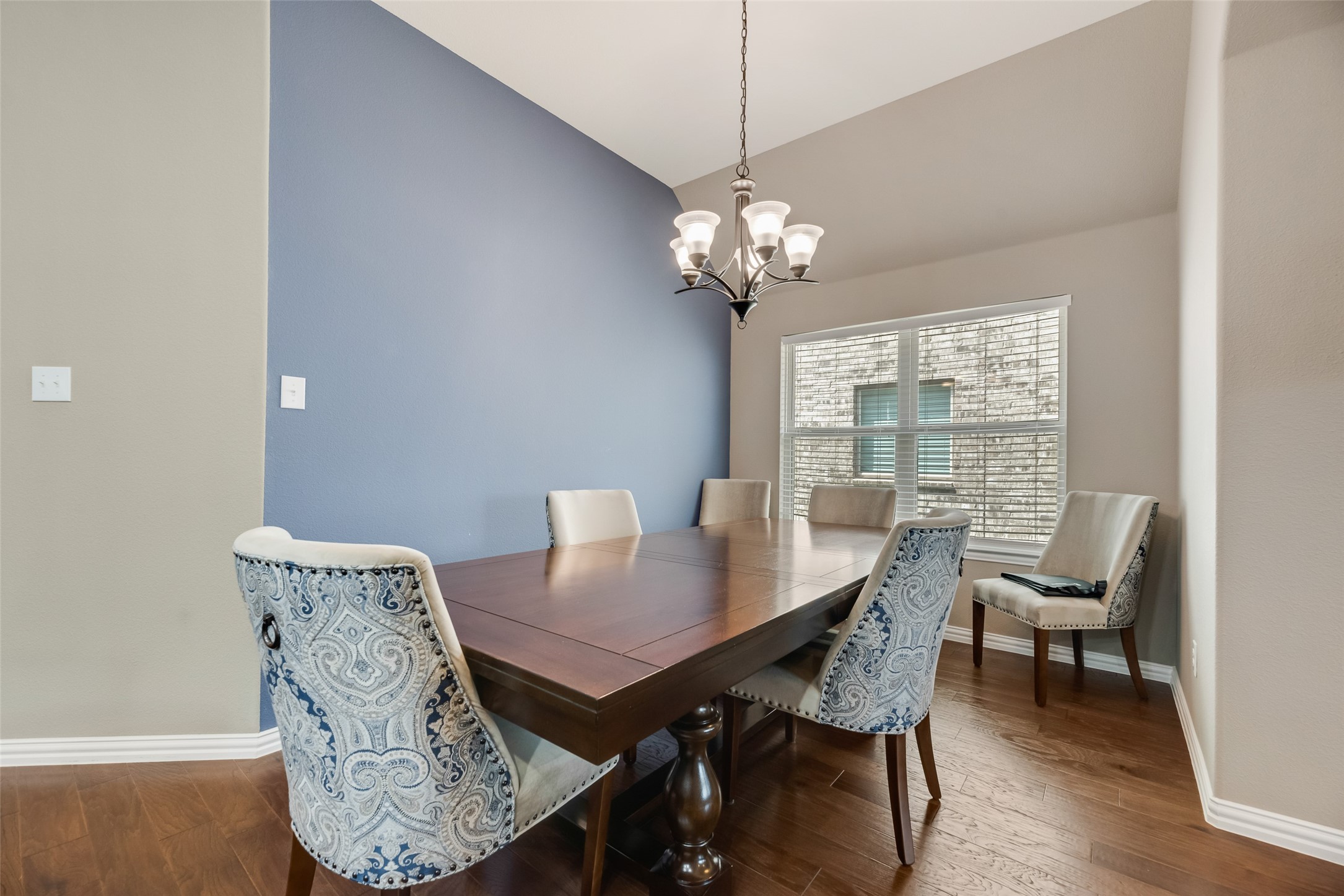 1637 Yellowthroat Drive