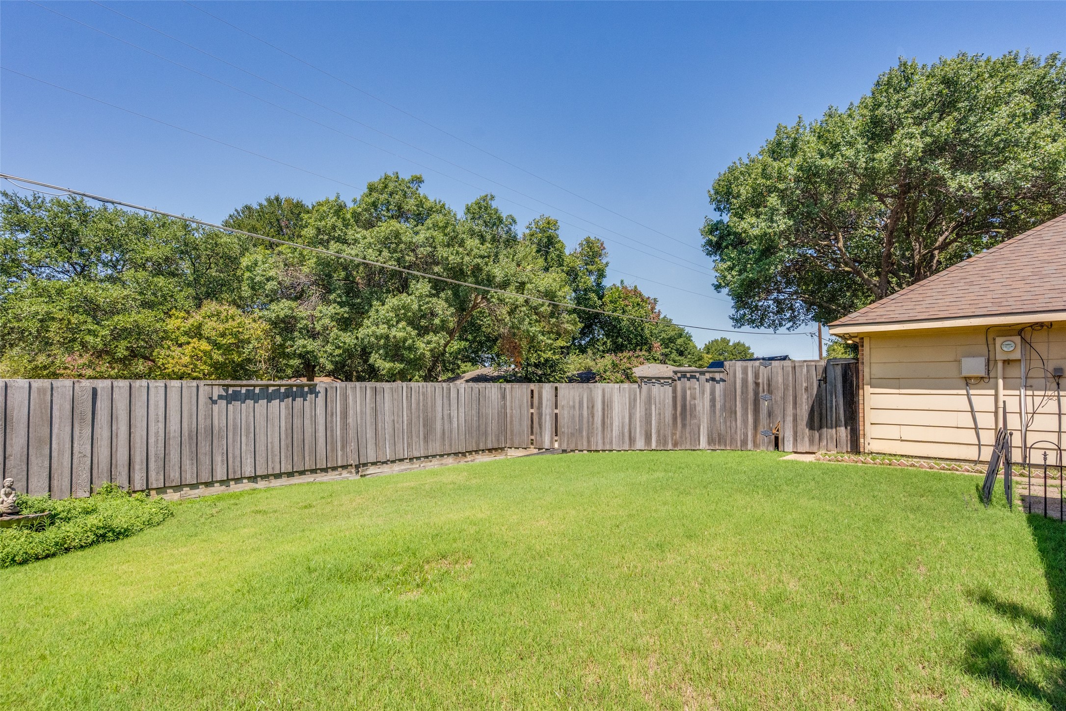 3021 Roundrock Trail