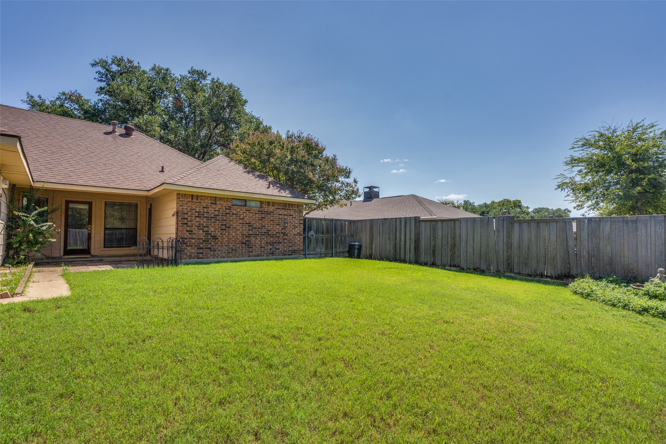 3021 Roundrock Trail