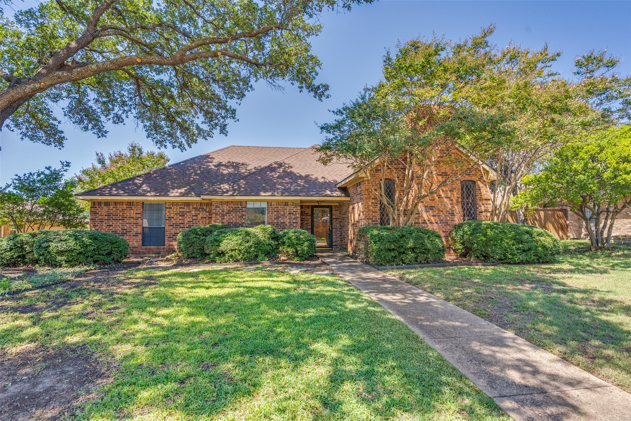 3021 Roundrock Trail