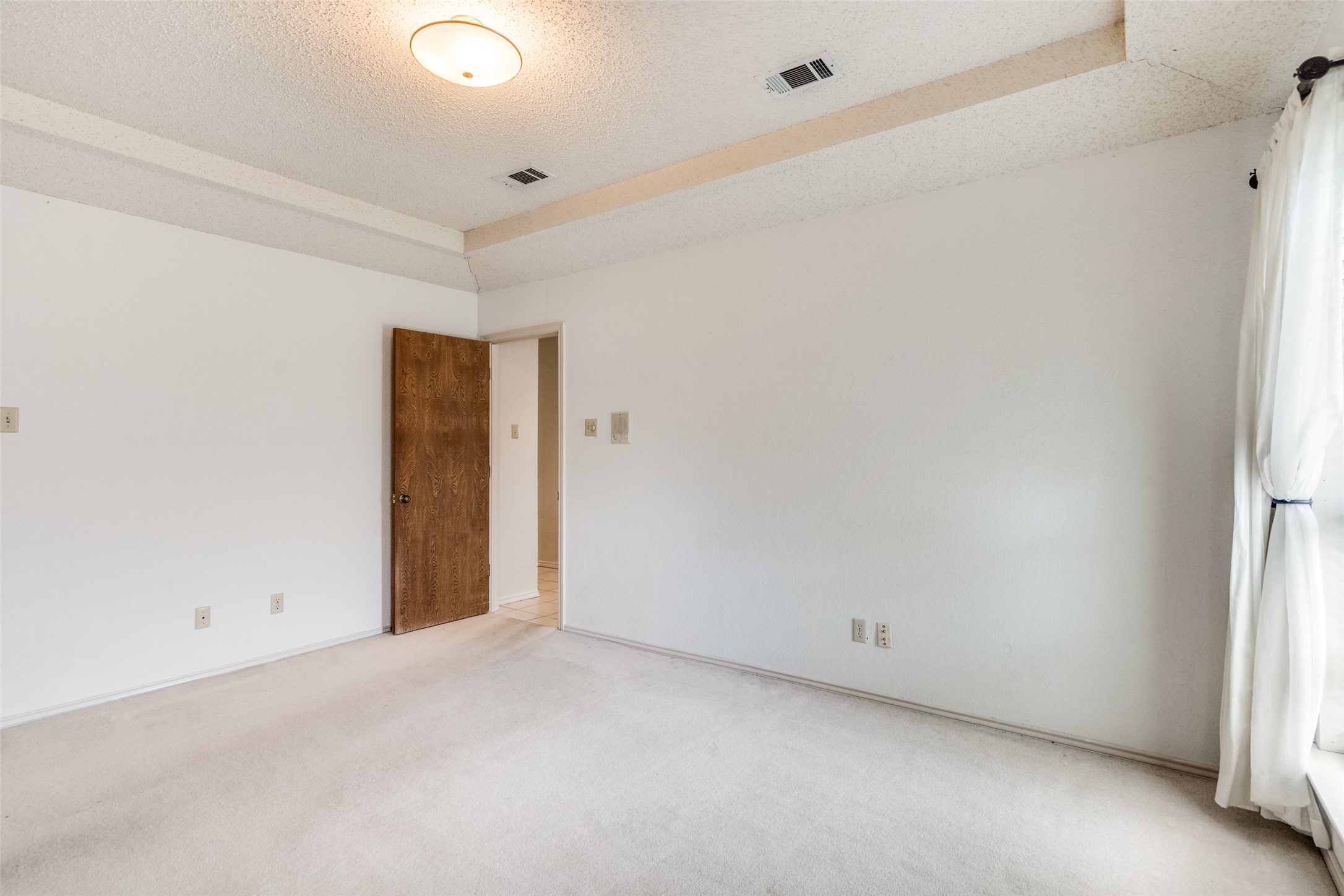 3021 Roundrock Trail
