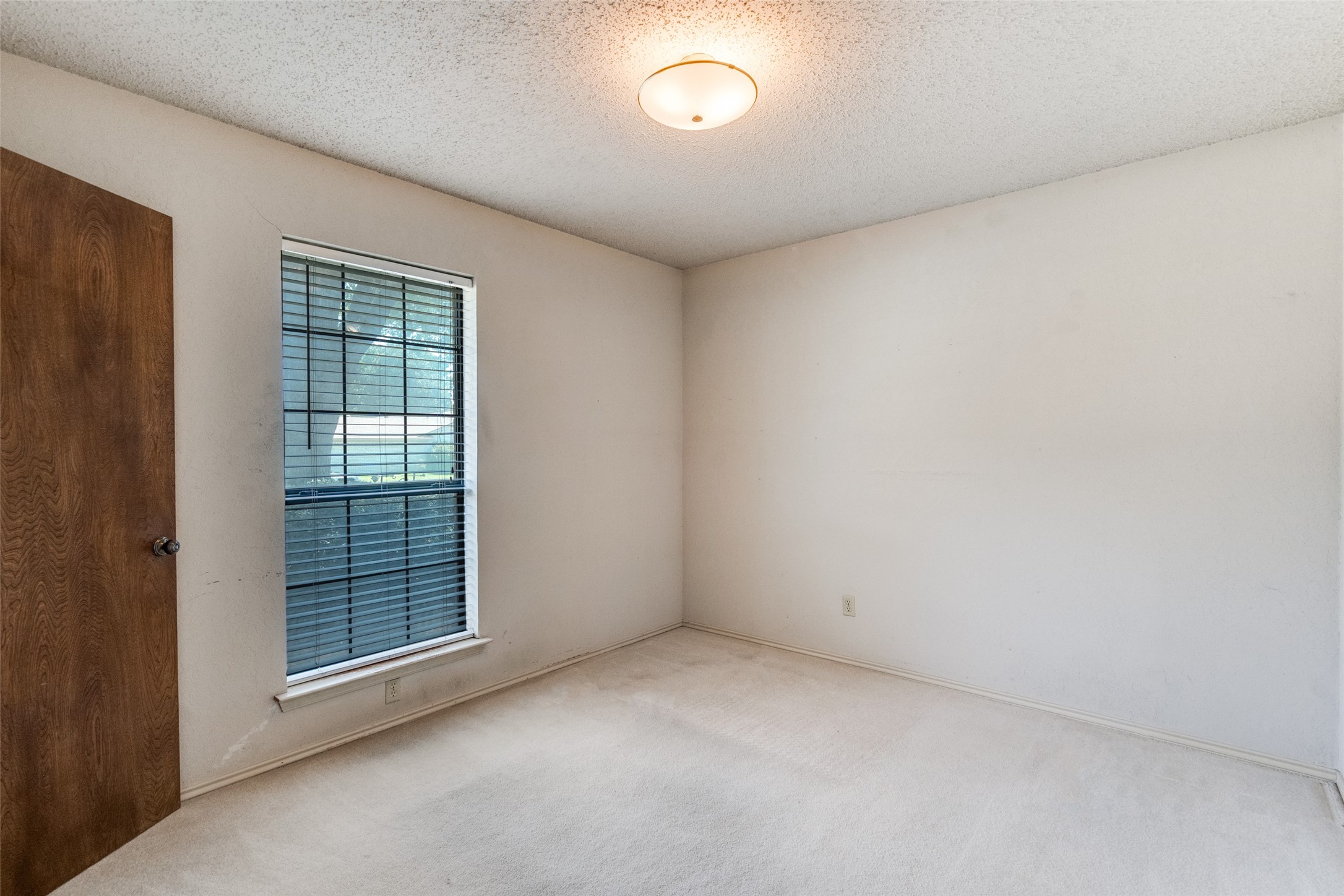 3021 Roundrock Trail