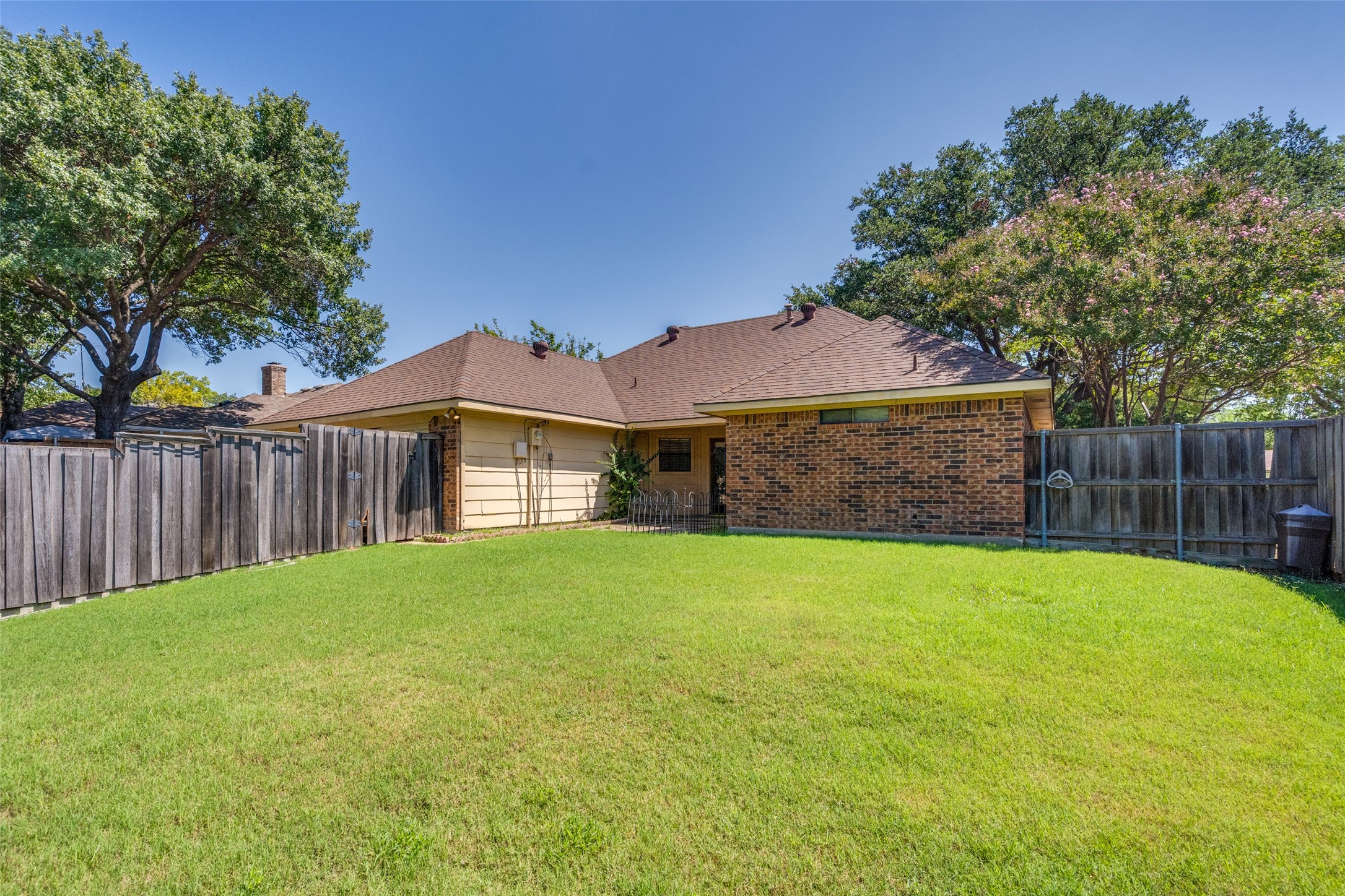 3021 Roundrock Trail