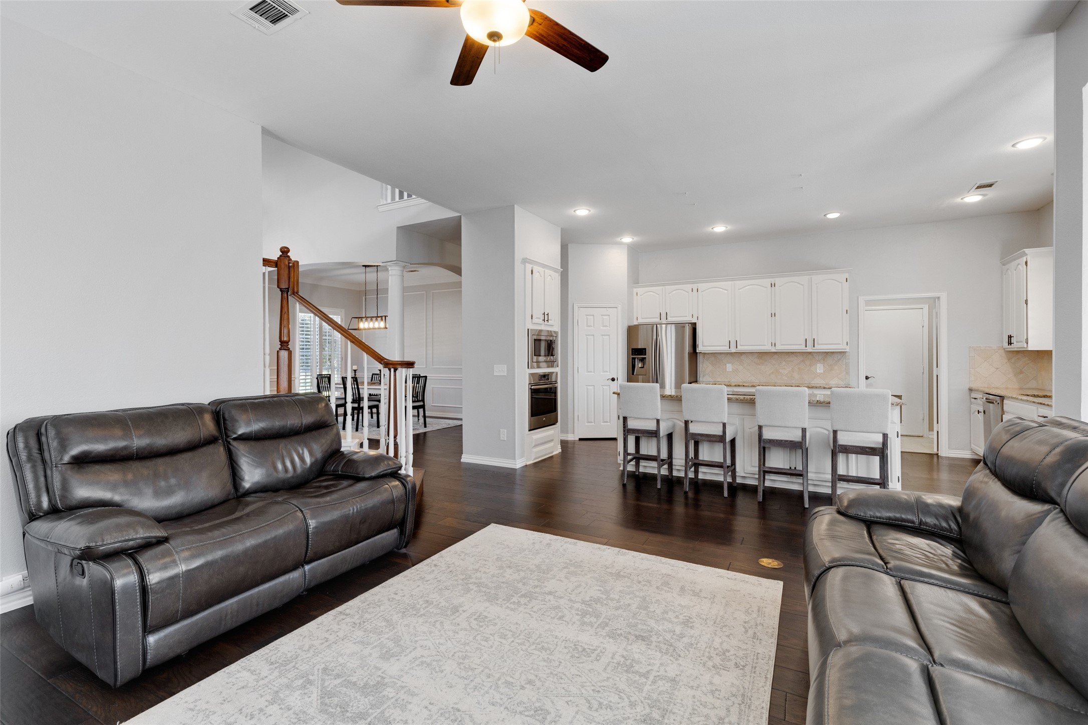 7644 Hove Court