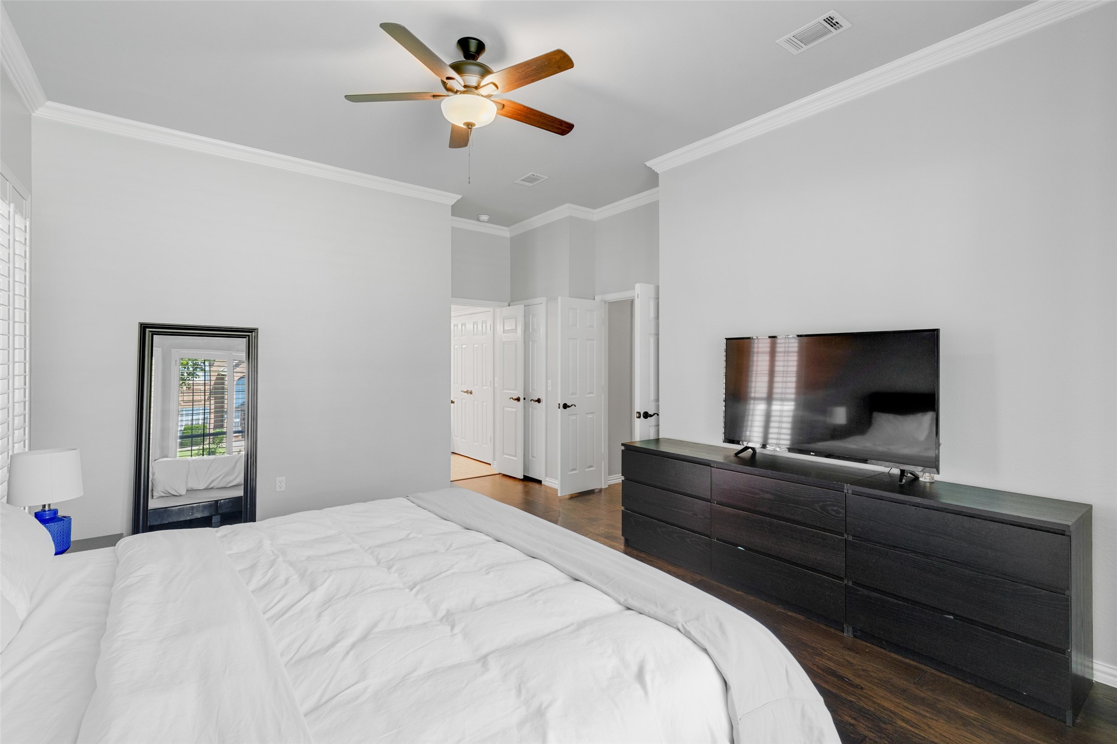 7644 Hove Court