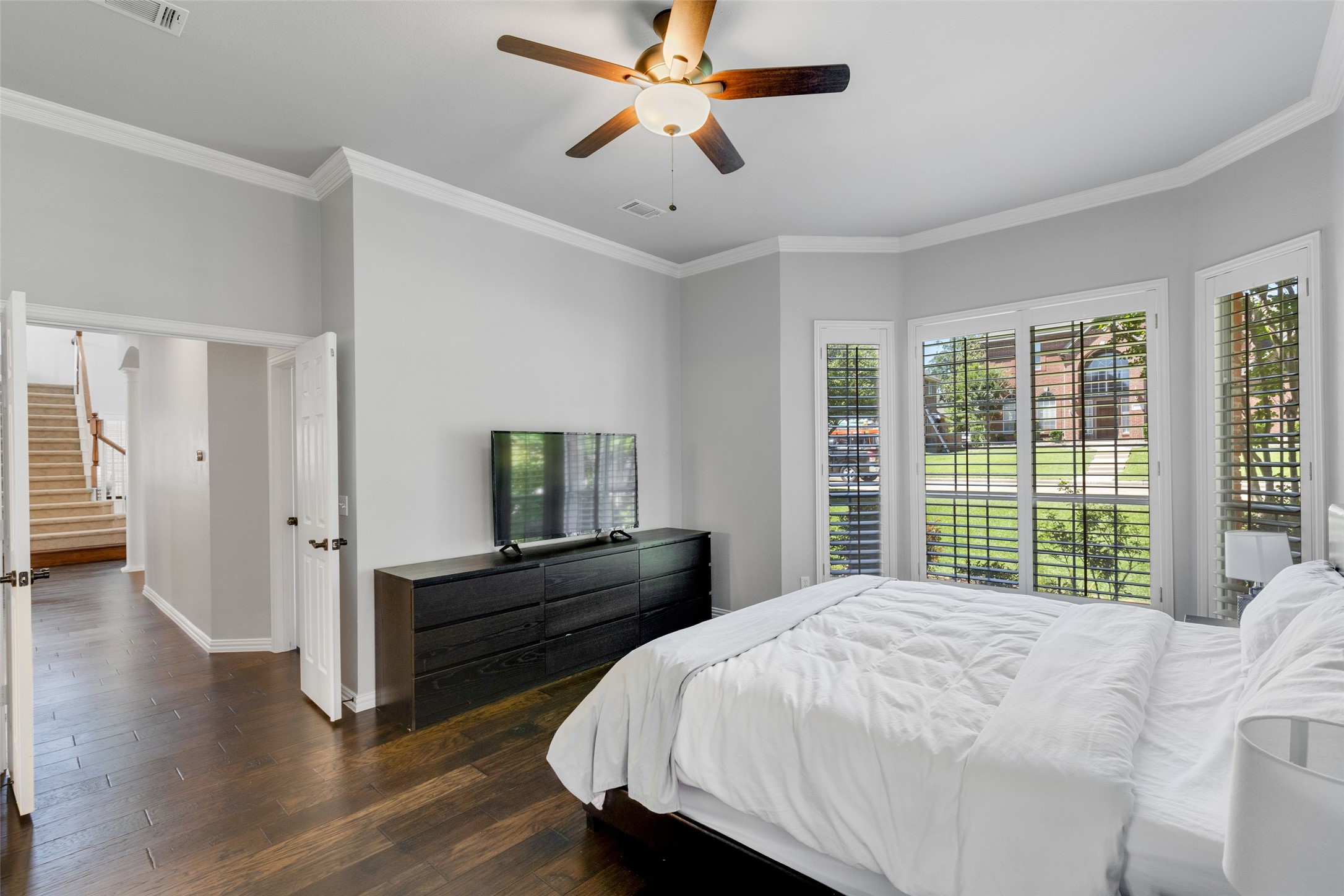 7644 Hove Court