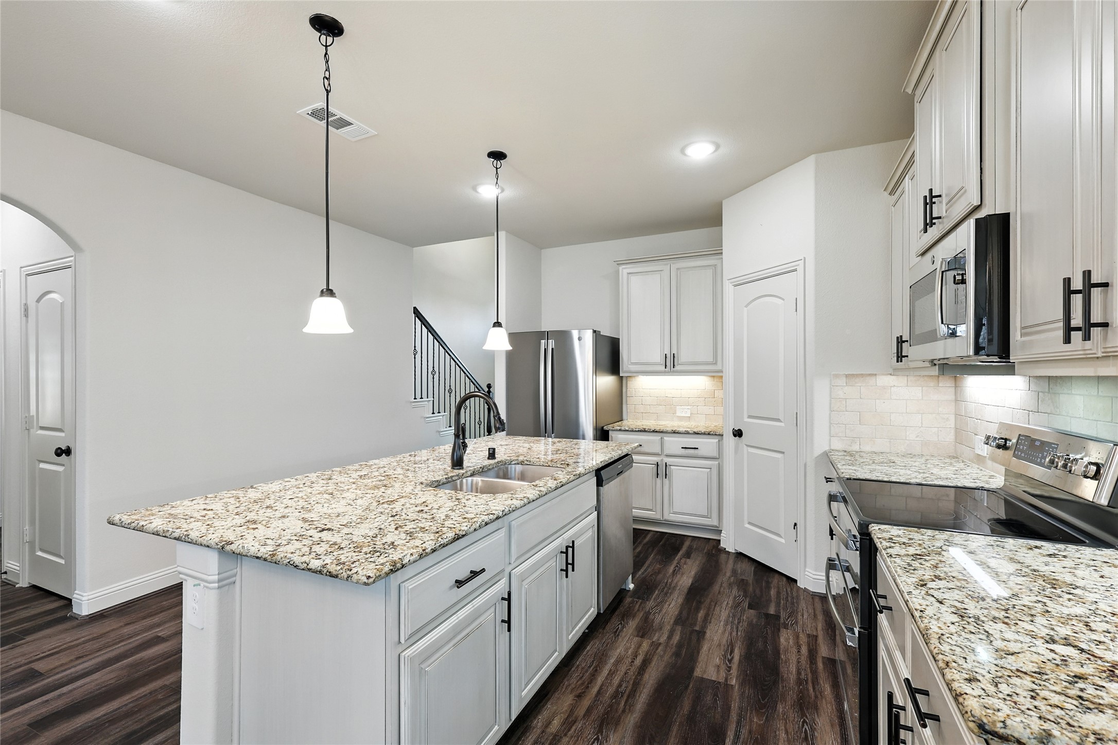 7836 Ashwood Drive