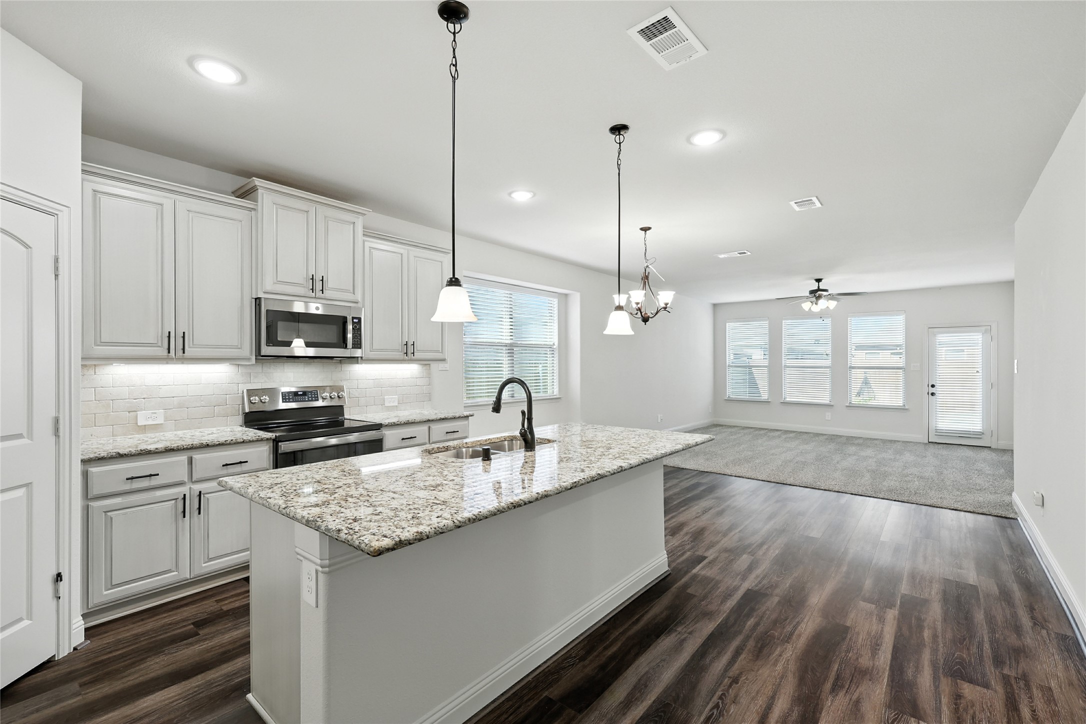 7836 Ashwood Drive