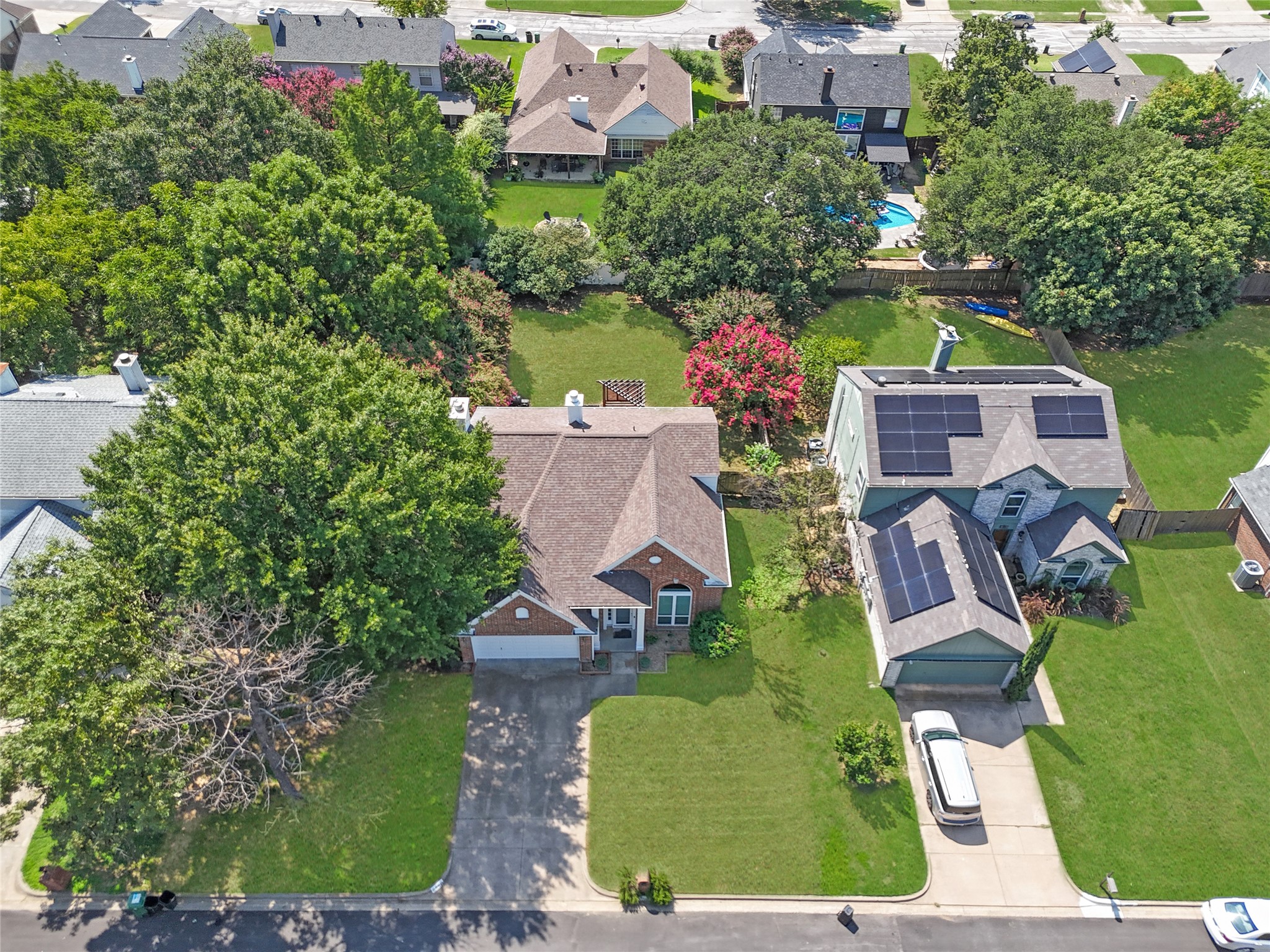 6860 Dogwood Court