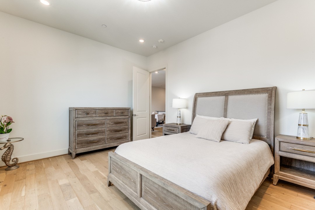 15875 Spectrum Drive 4103