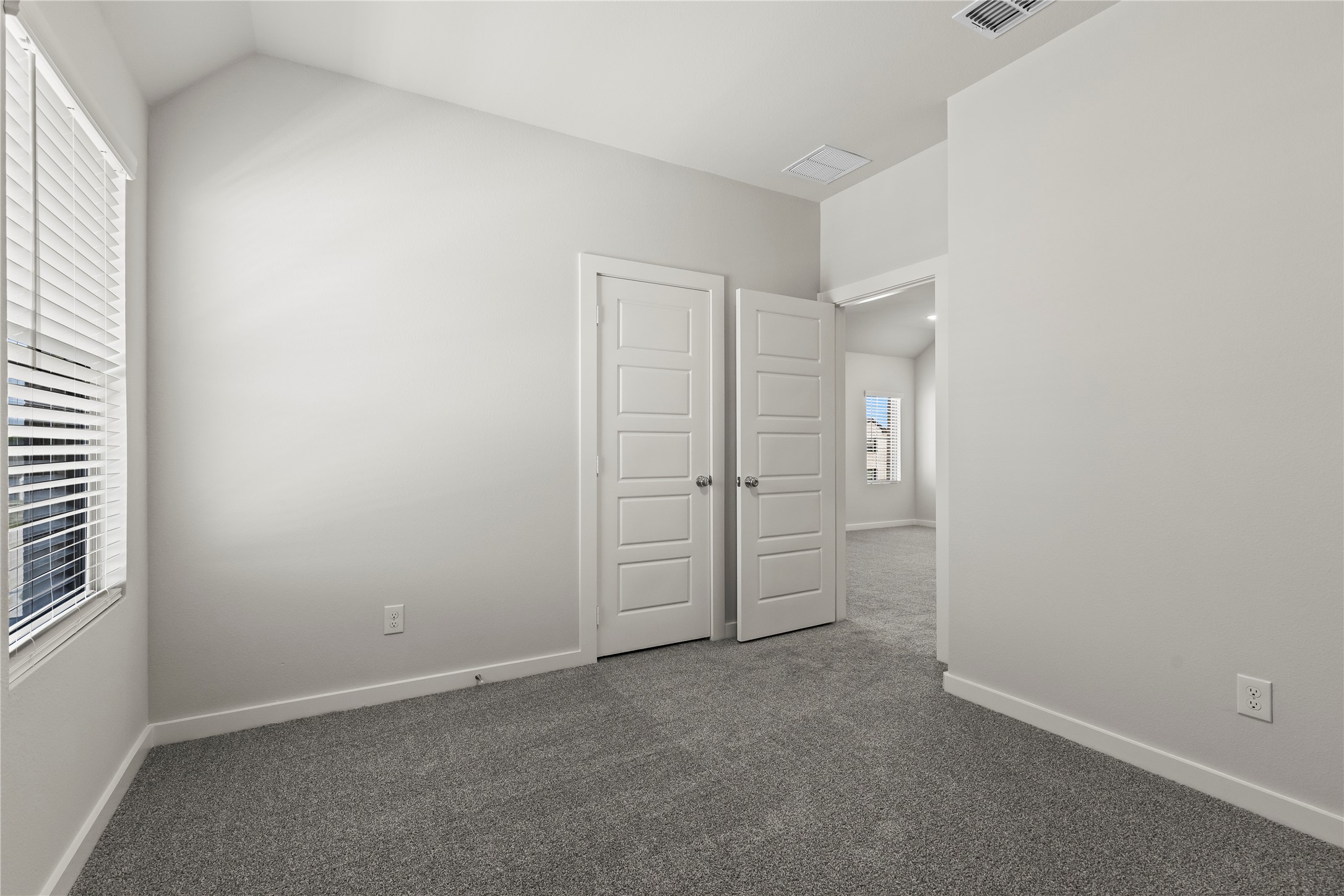 2112 Sandpiper Way