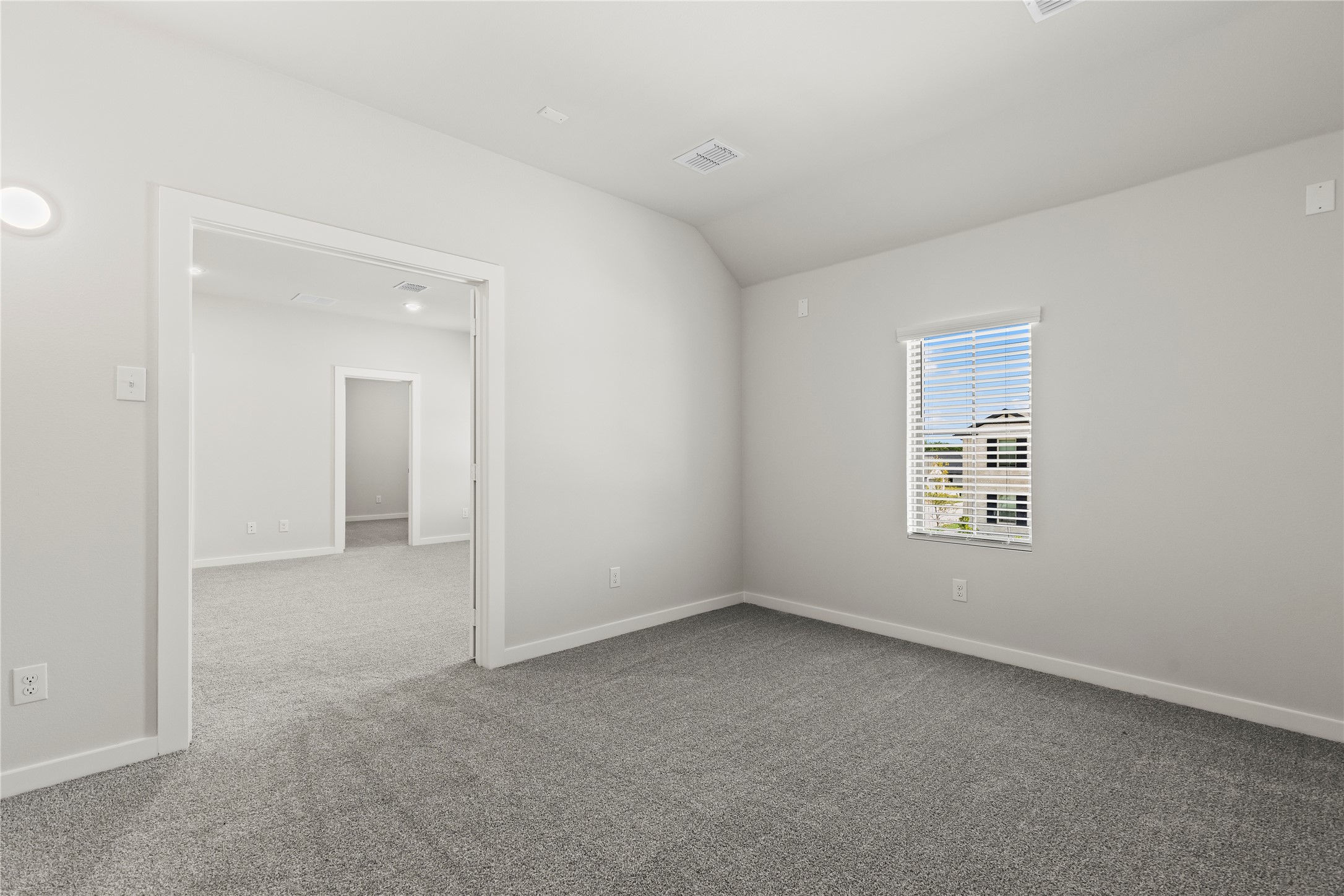 2112 Sandpiper Way
