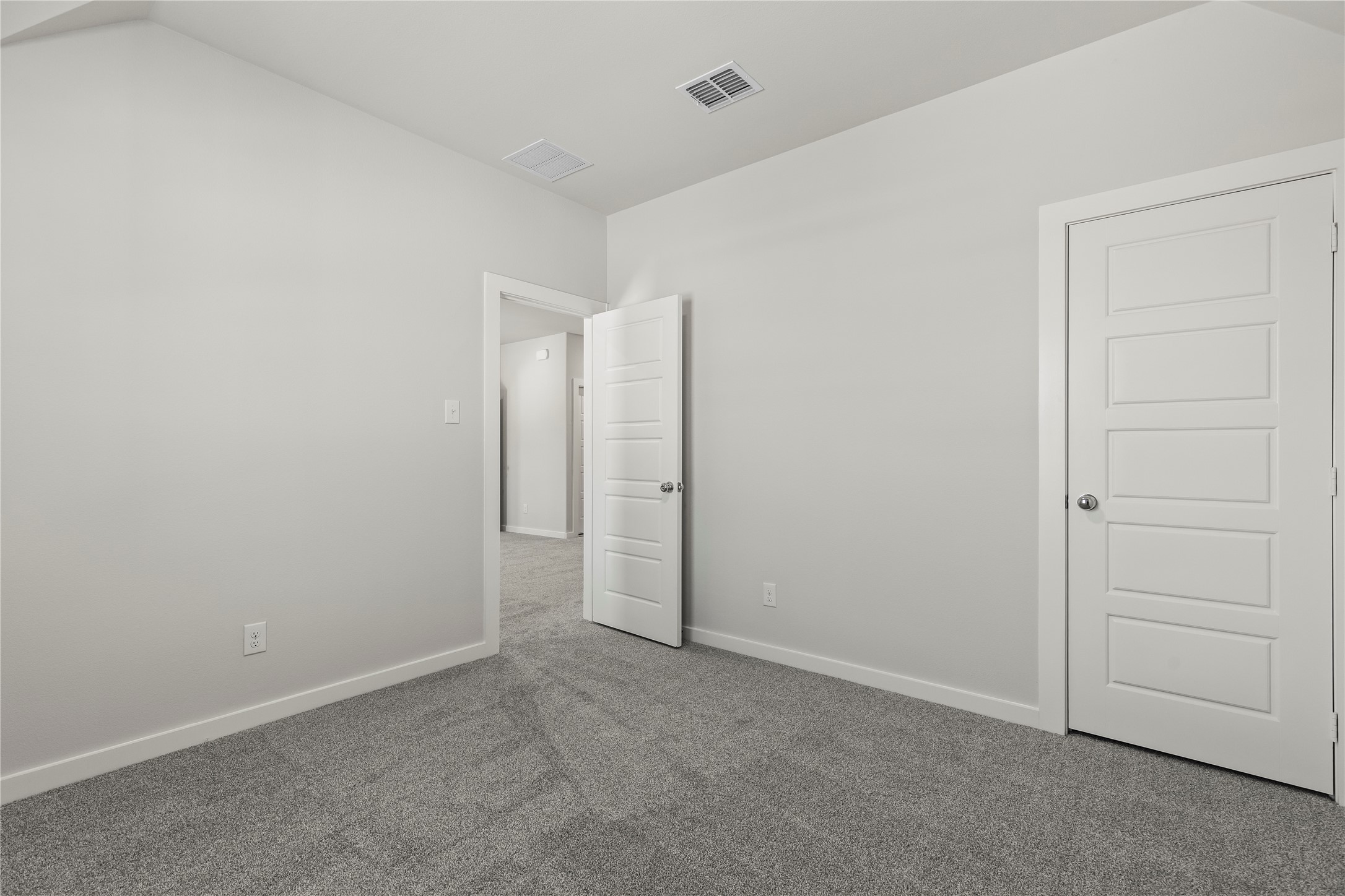 2112 Sandpiper Way