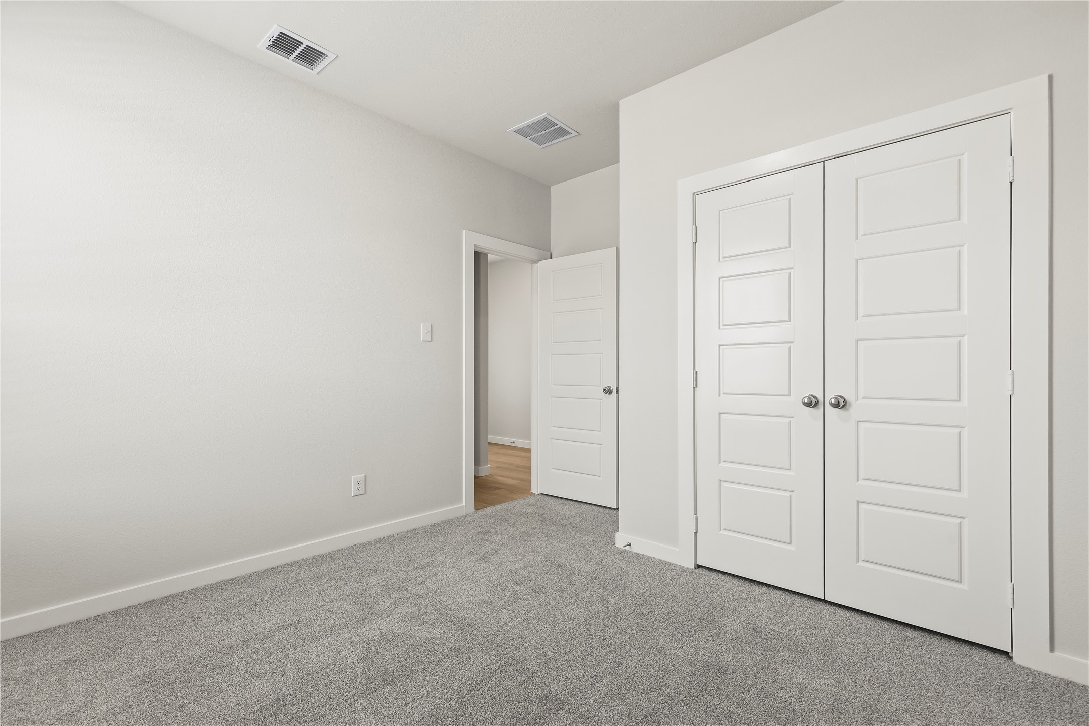 2112 Sandpiper Way