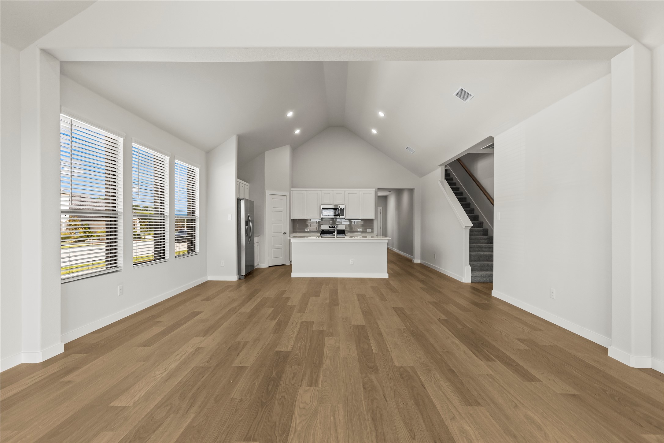 2112 Sandpiper Way